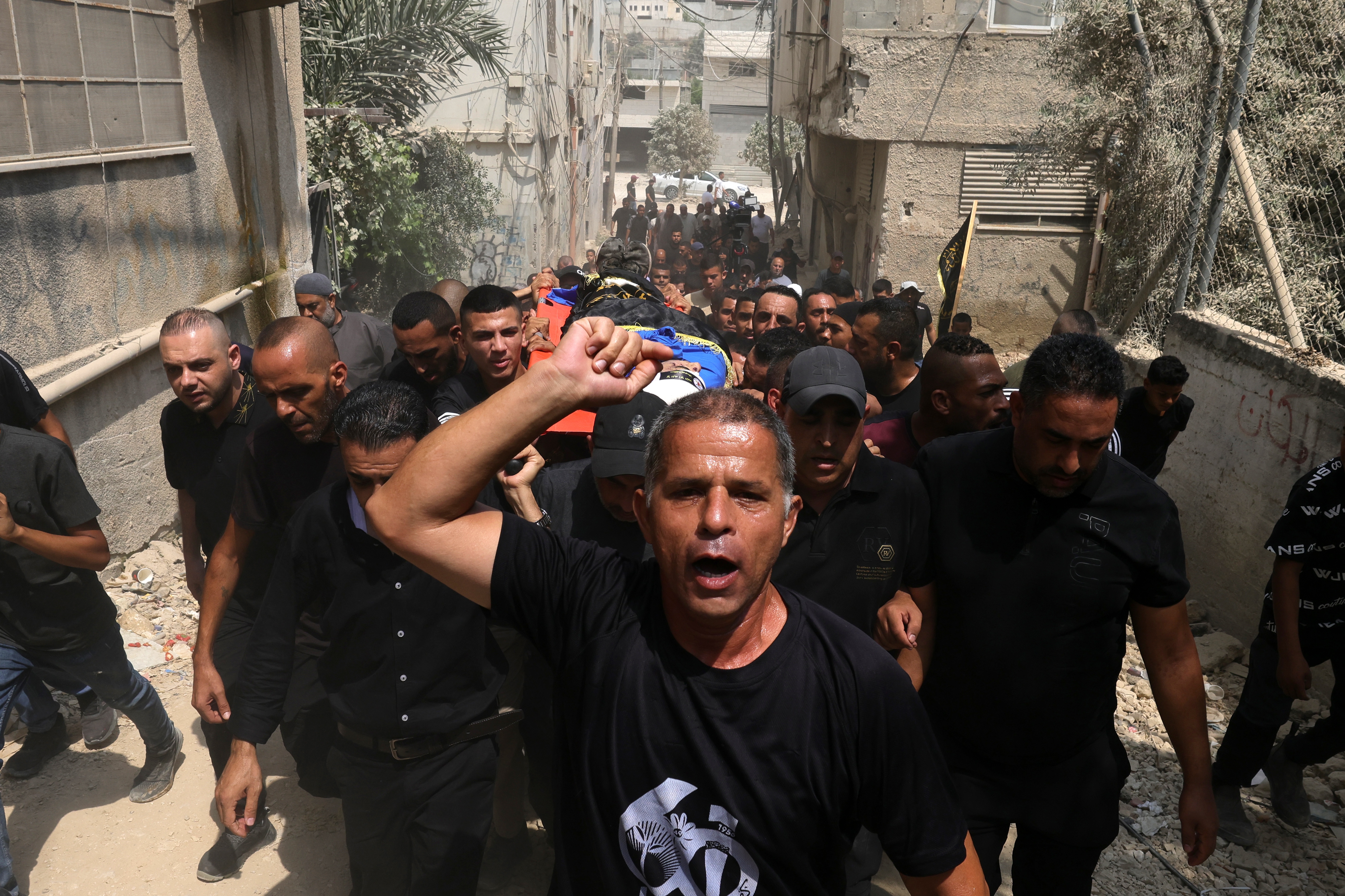 Ten Palestinians killed in Israeli operation in West Bank