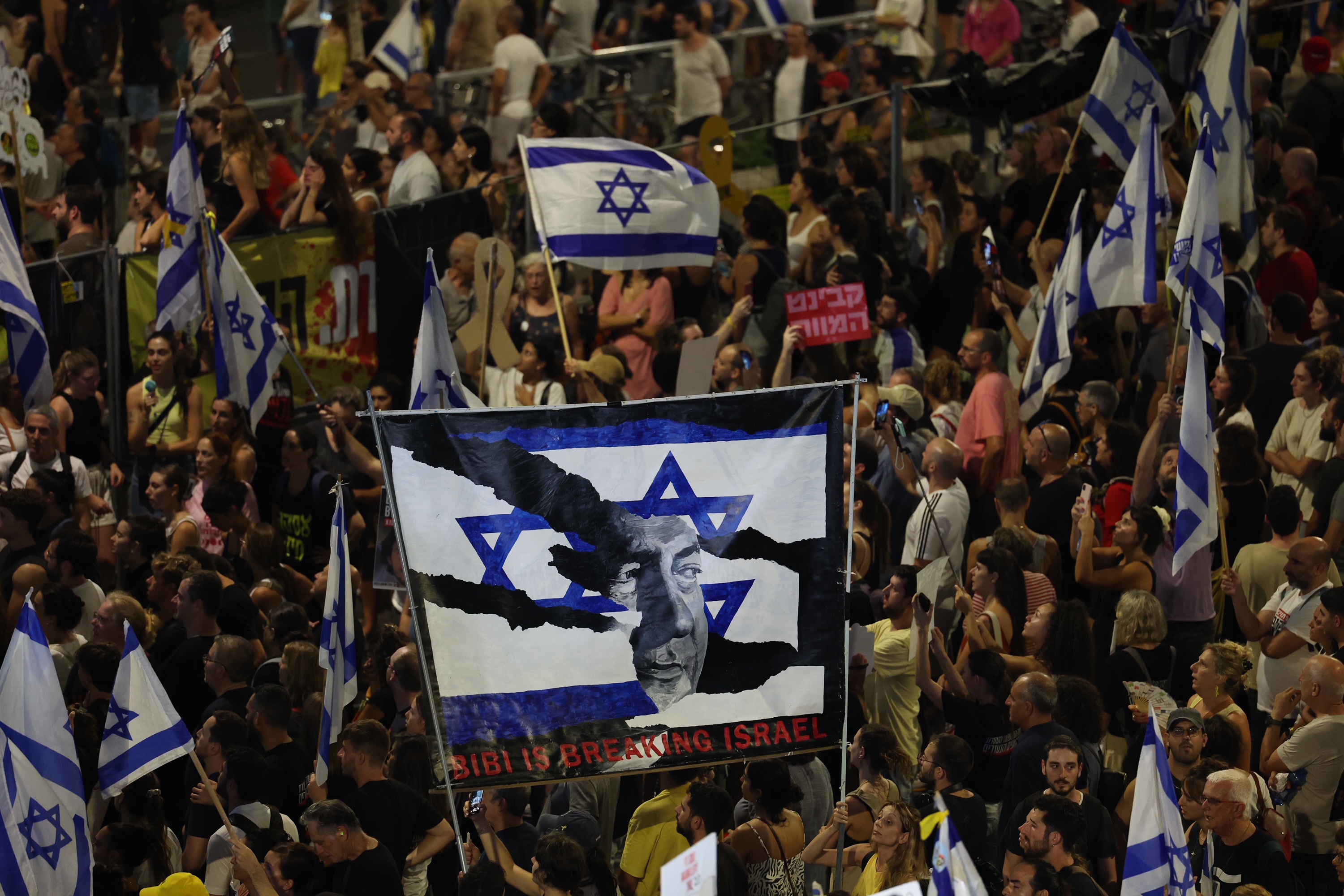 Israelis erupt in protest to demand a cease-fire in Gaza