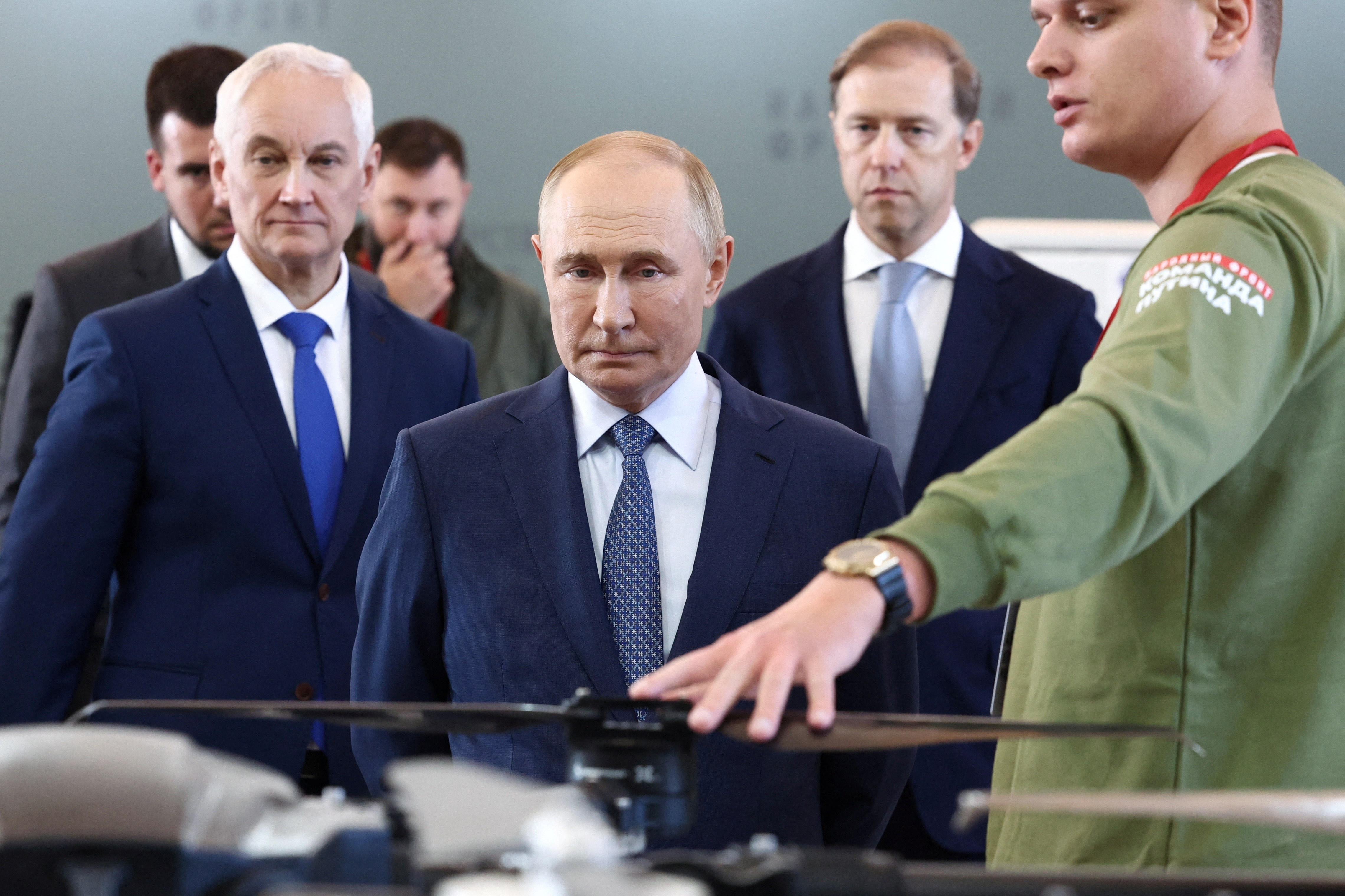 Russia's President Vladimir Putin, accompanied by Defence Minister Andrei Belousov and First Deputy Prime Minister Denis Manturov, visits a drone production facility of the the Special Technology Centre in Saint Petersburg, Russia September 19, 2024. Sputnik/Valery Sharifulin/Pool via REUTERS ATTENTION EDITORS - THIS IMAGE WAS PROVIDED BY A THIRD PARTY.