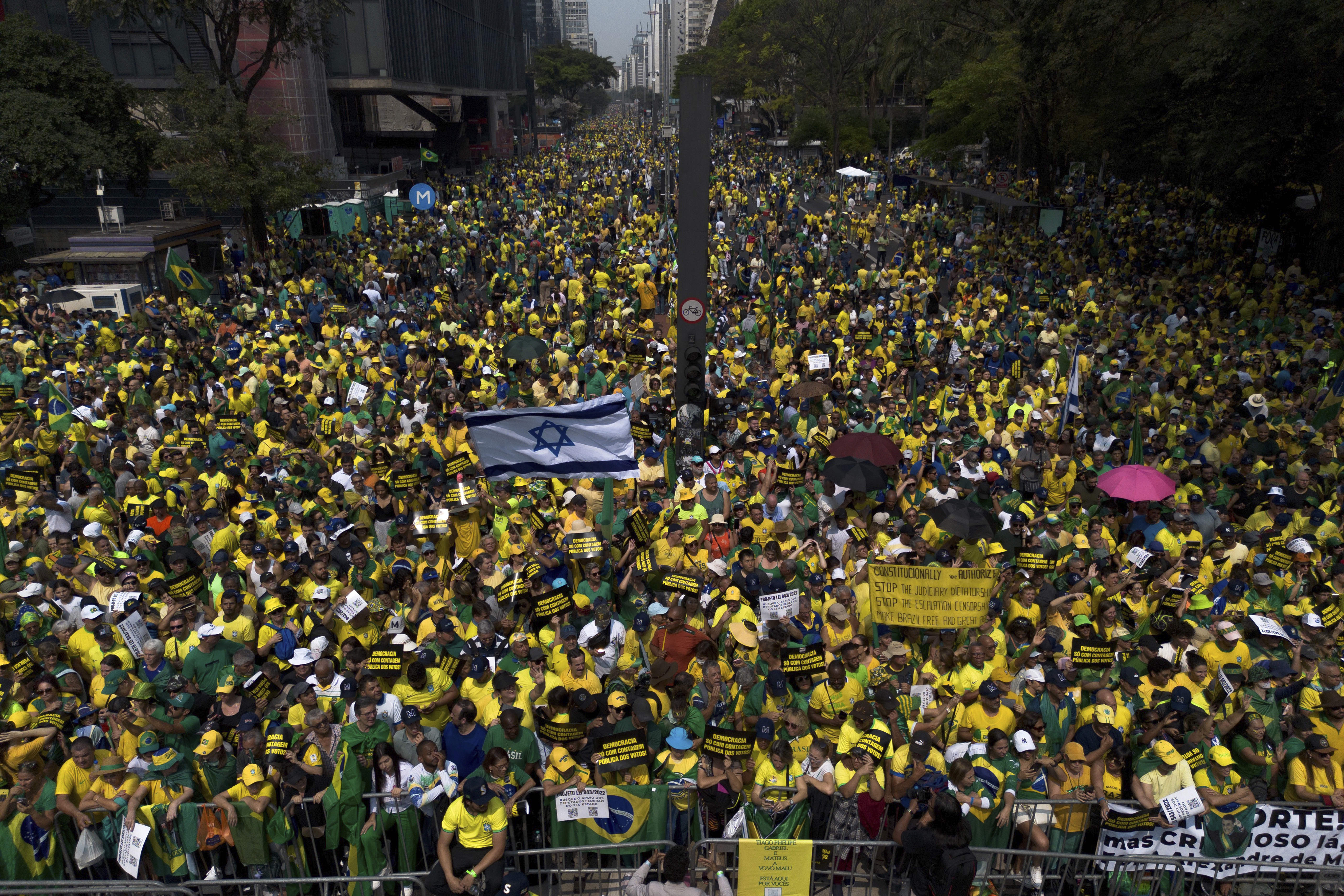 Crowds in Sao Paulo gather on Independence Day to support Jair Bolsonaro.