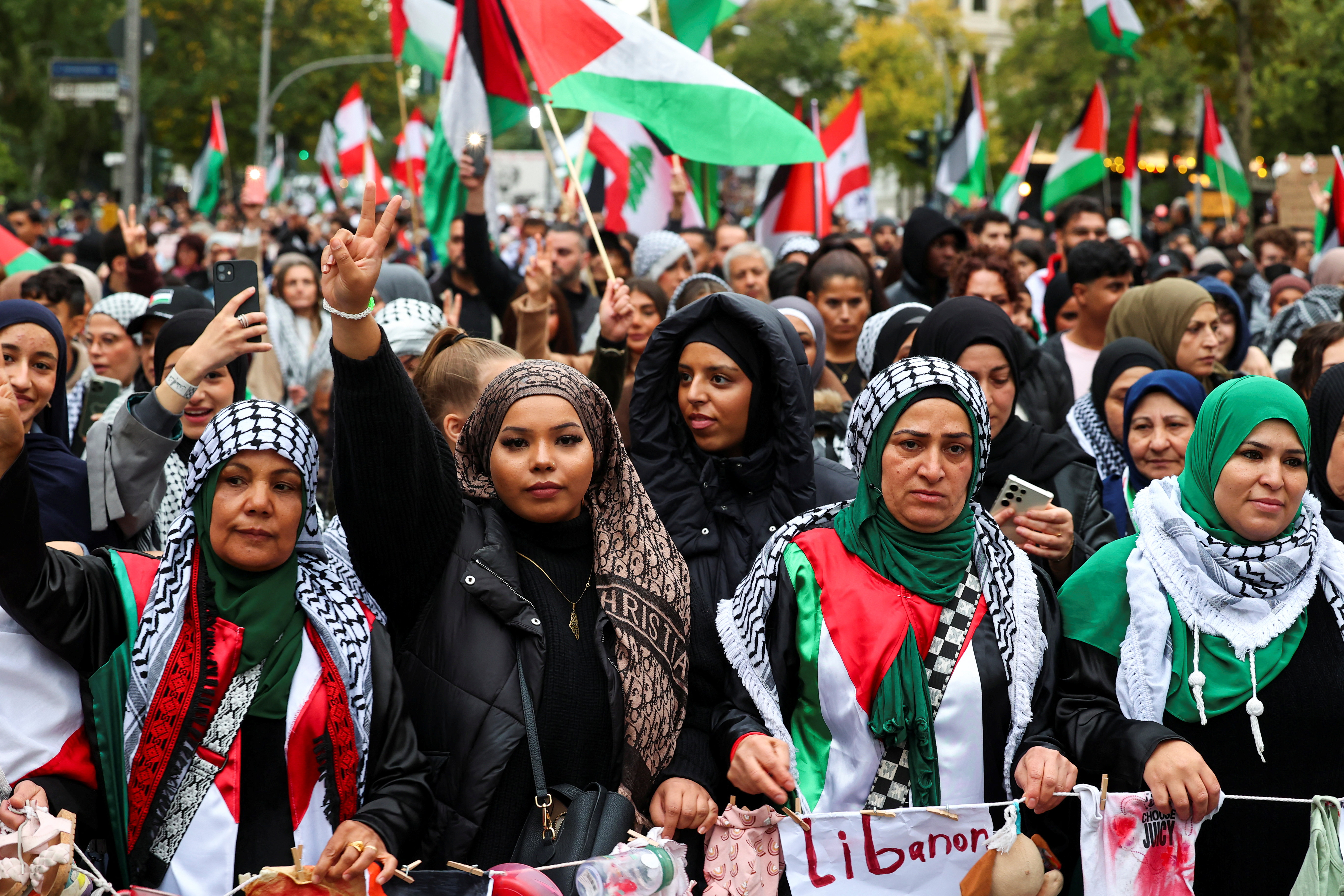 Thousands march worldwide for Gaza and Lebanon