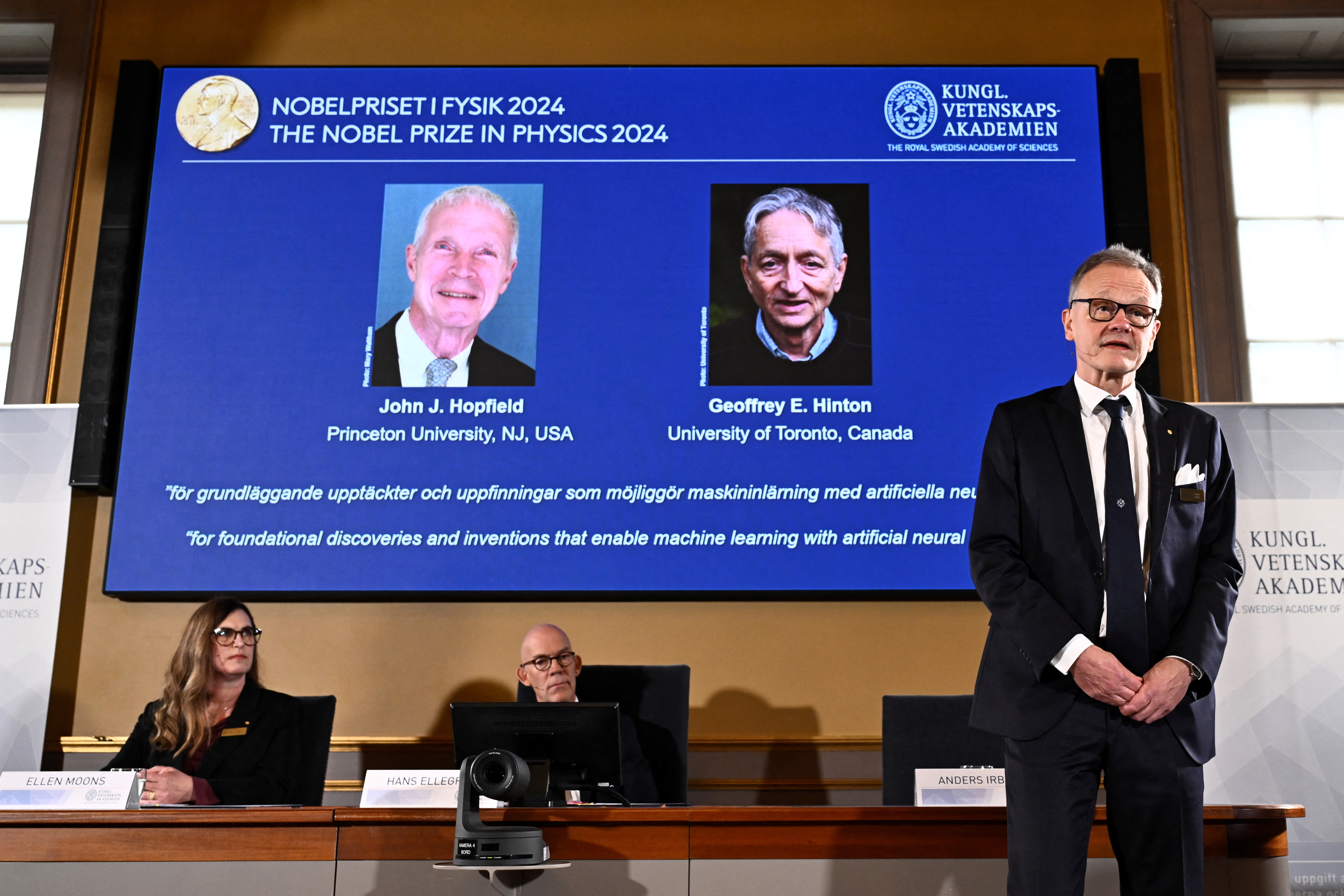 John J Hopfield and Geoffrey E Hinton are awarded this year's Nobel Prize in Physics