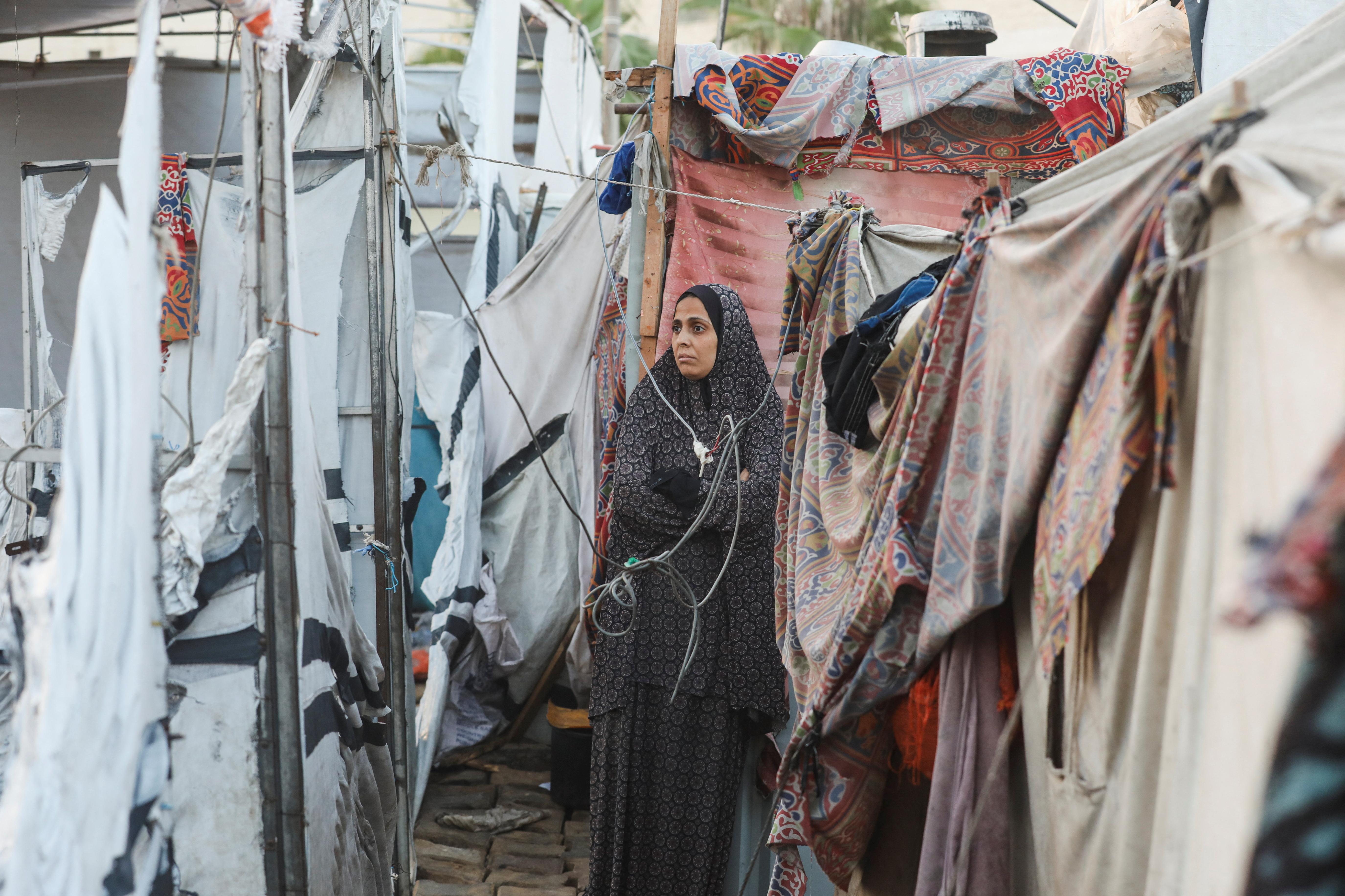 Deadly Israeli strike on hospital tent camp in Gaza