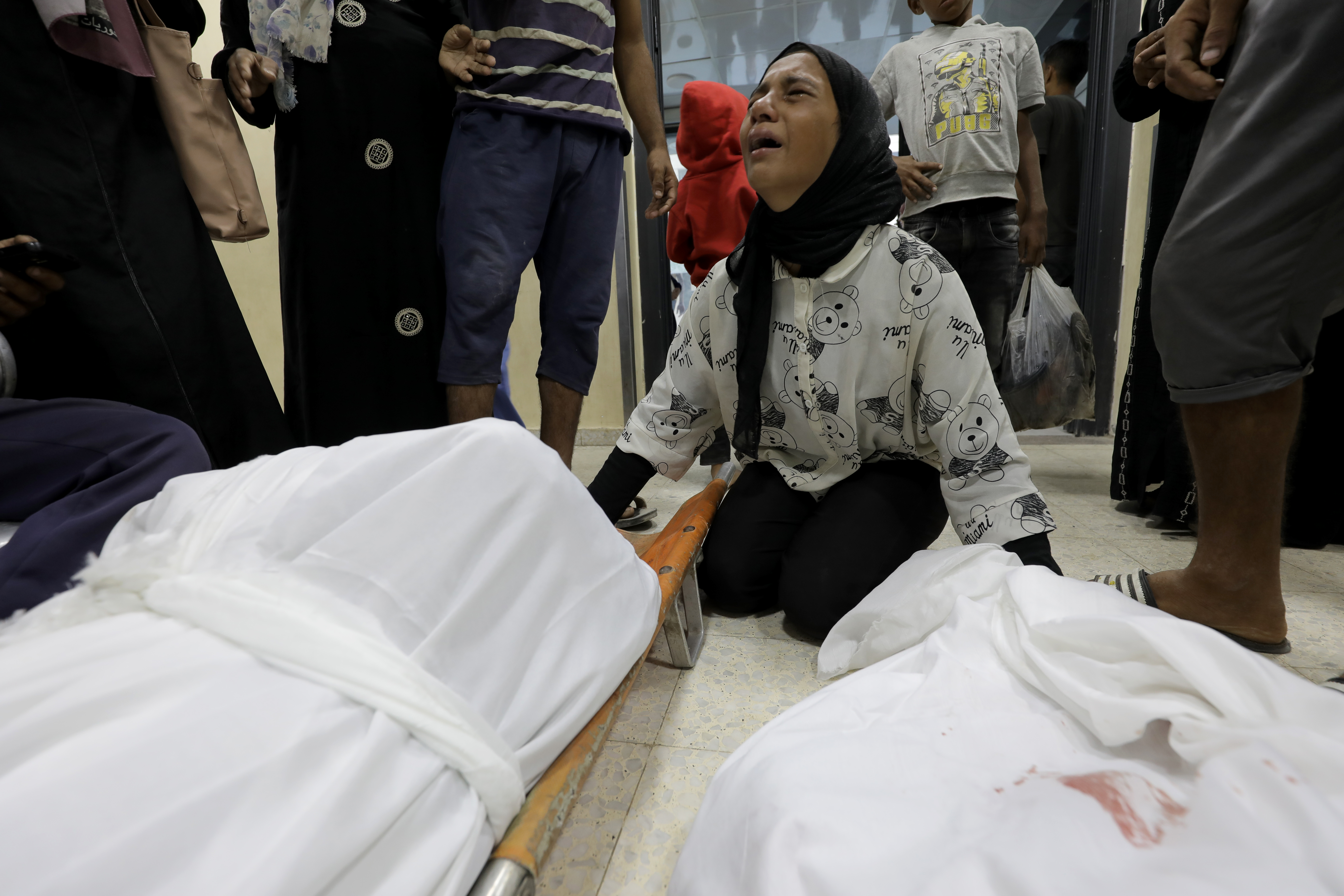 Israeli air and ground attacks kill dozens across Gaza