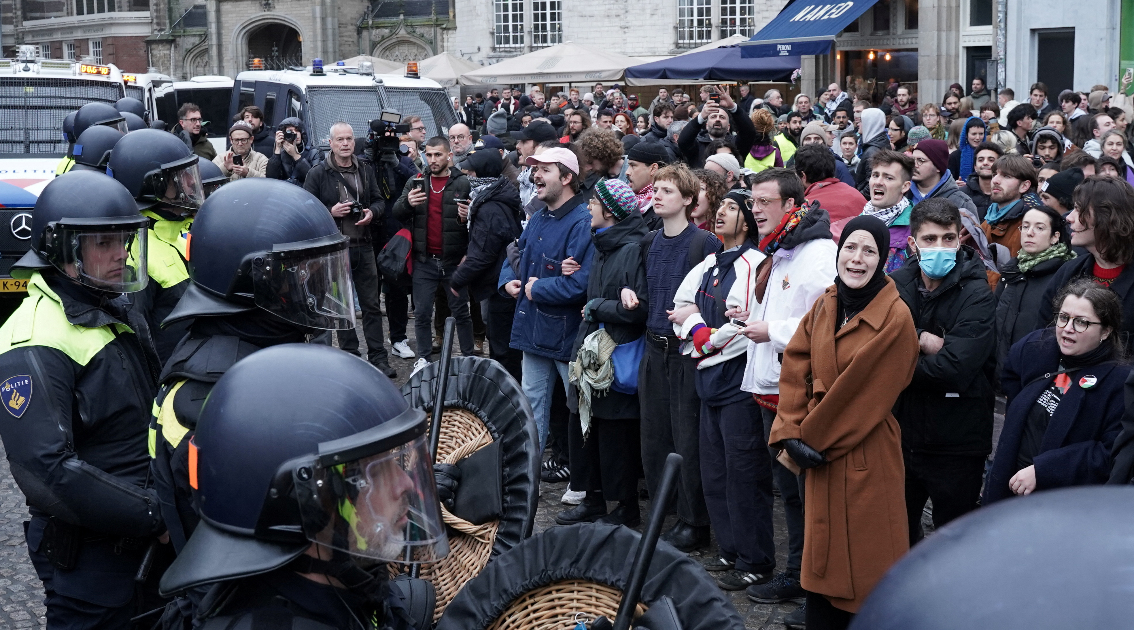 Dozens arrested at Dam Square in banned demonstration