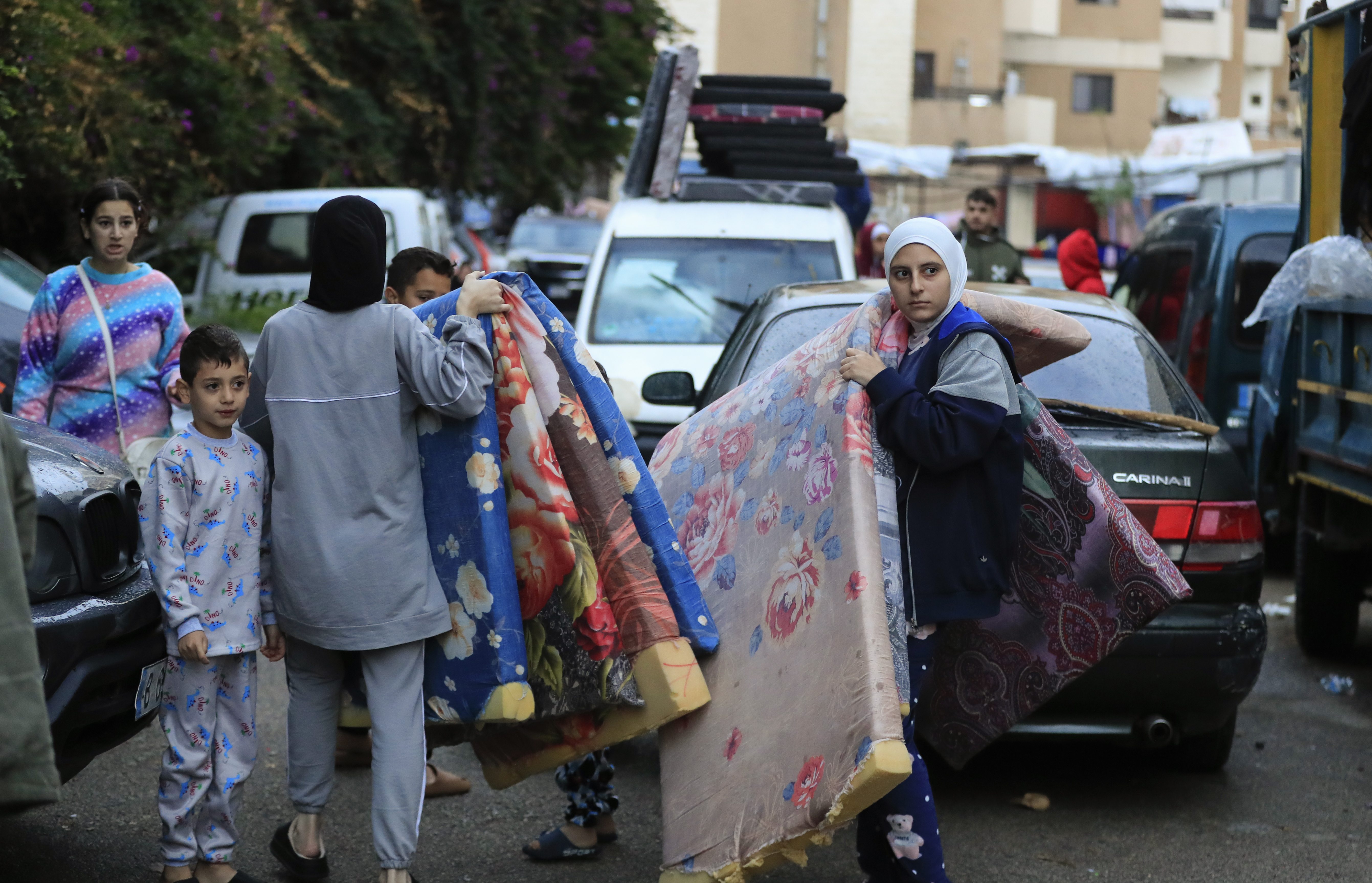 Displaced people return to south Lebanon as ceasefire appears to hold