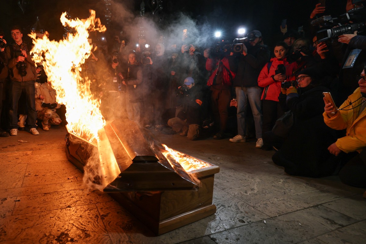 Thousands rally in Georgia's 12th day of pro-EU protests