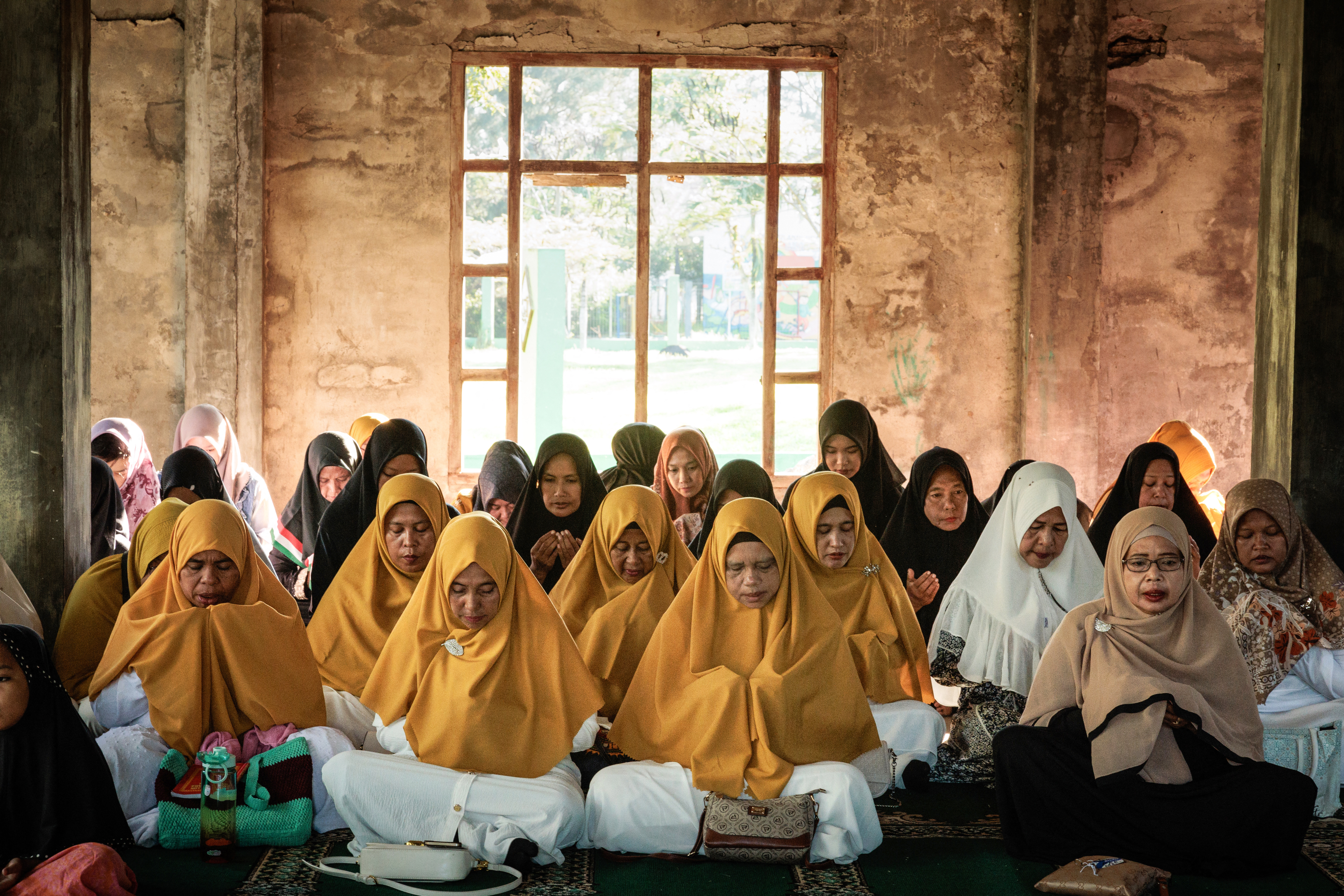 Tearful Asia mourns 220,000 tsunami victims on 20th anniversary