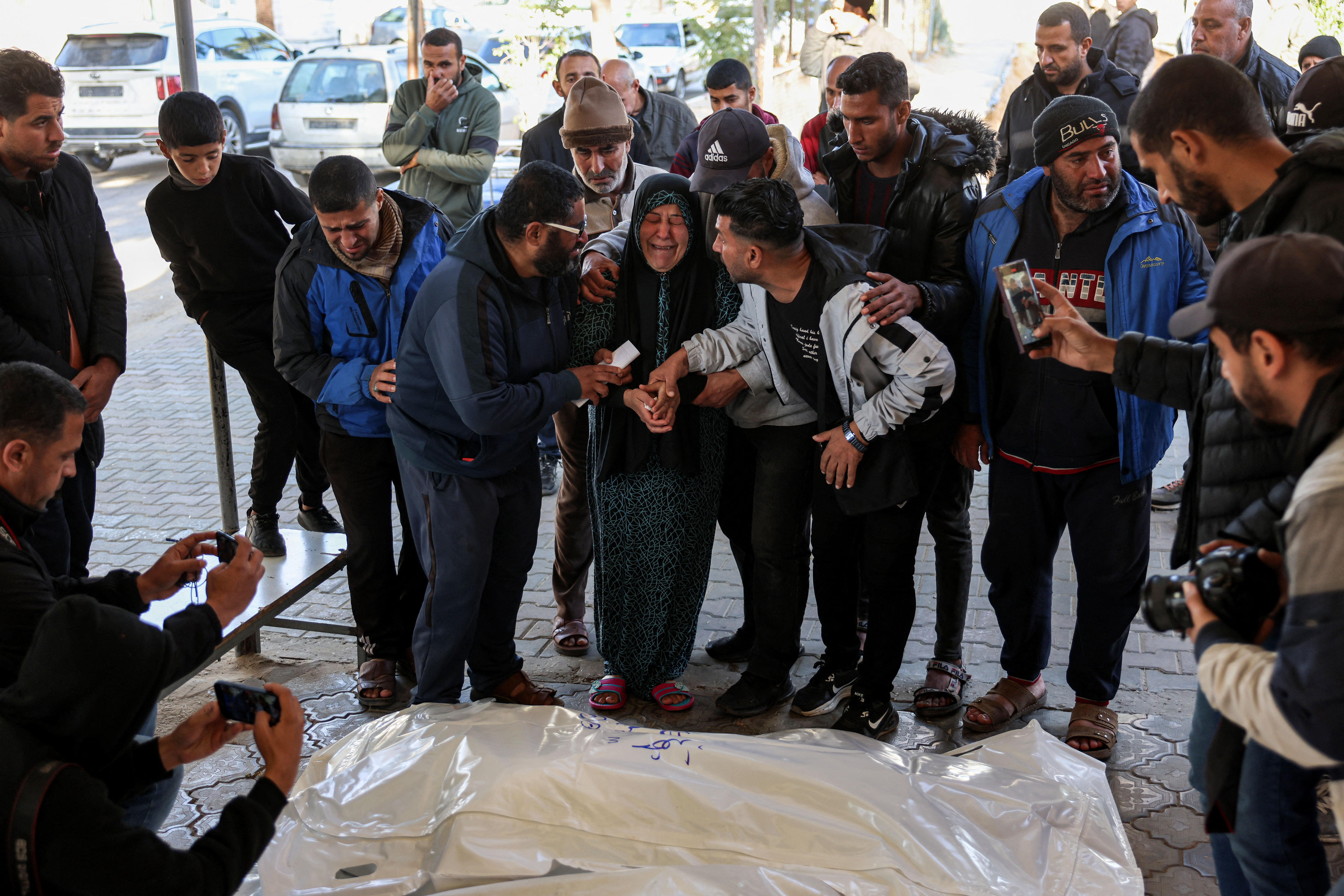 Gaza death toll since dawn rises to 32