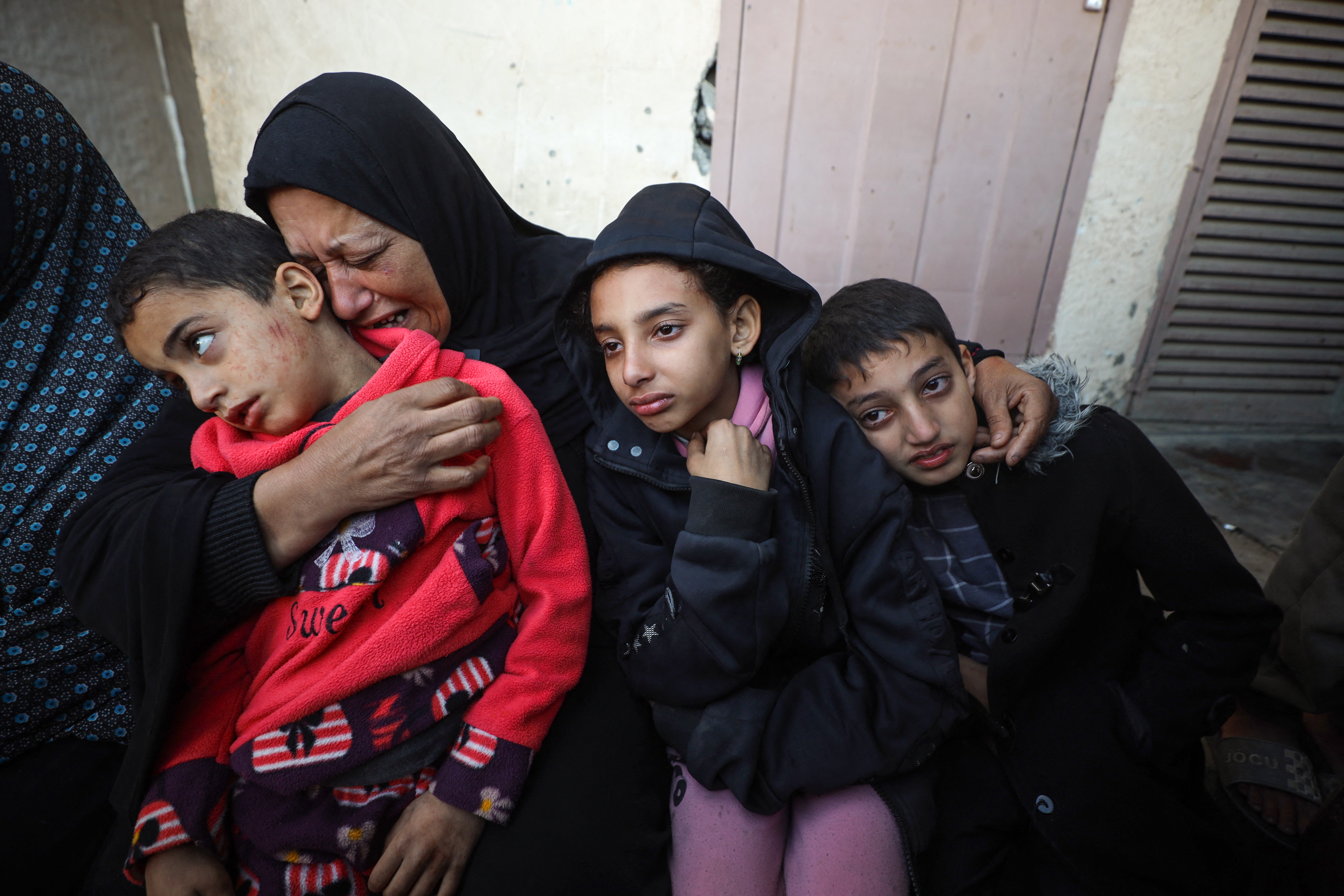 Gaza death toll since dawn rises to 32