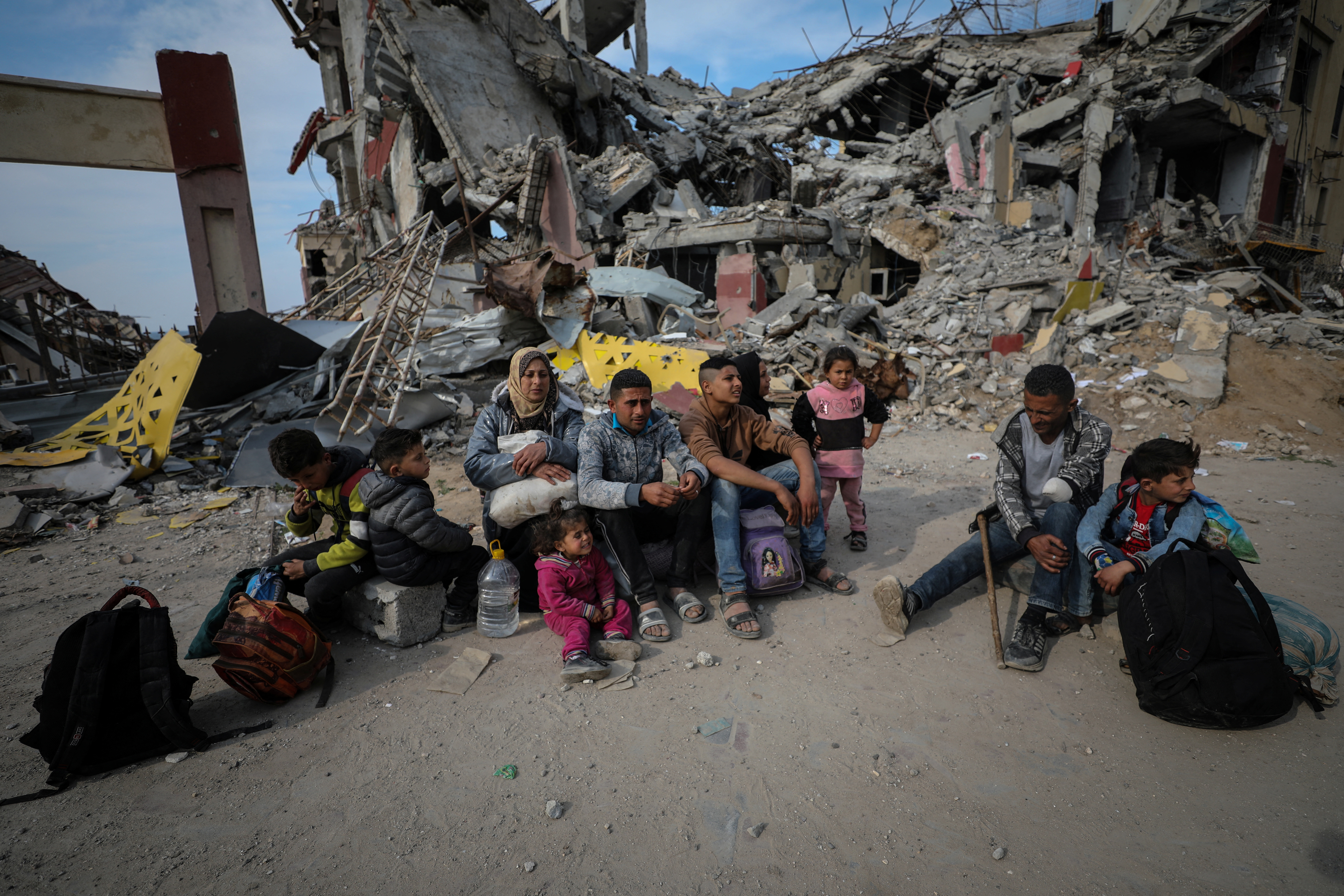 Israeli bombardment leaves Gaza neighborhoods in rubble-strewn wastelands