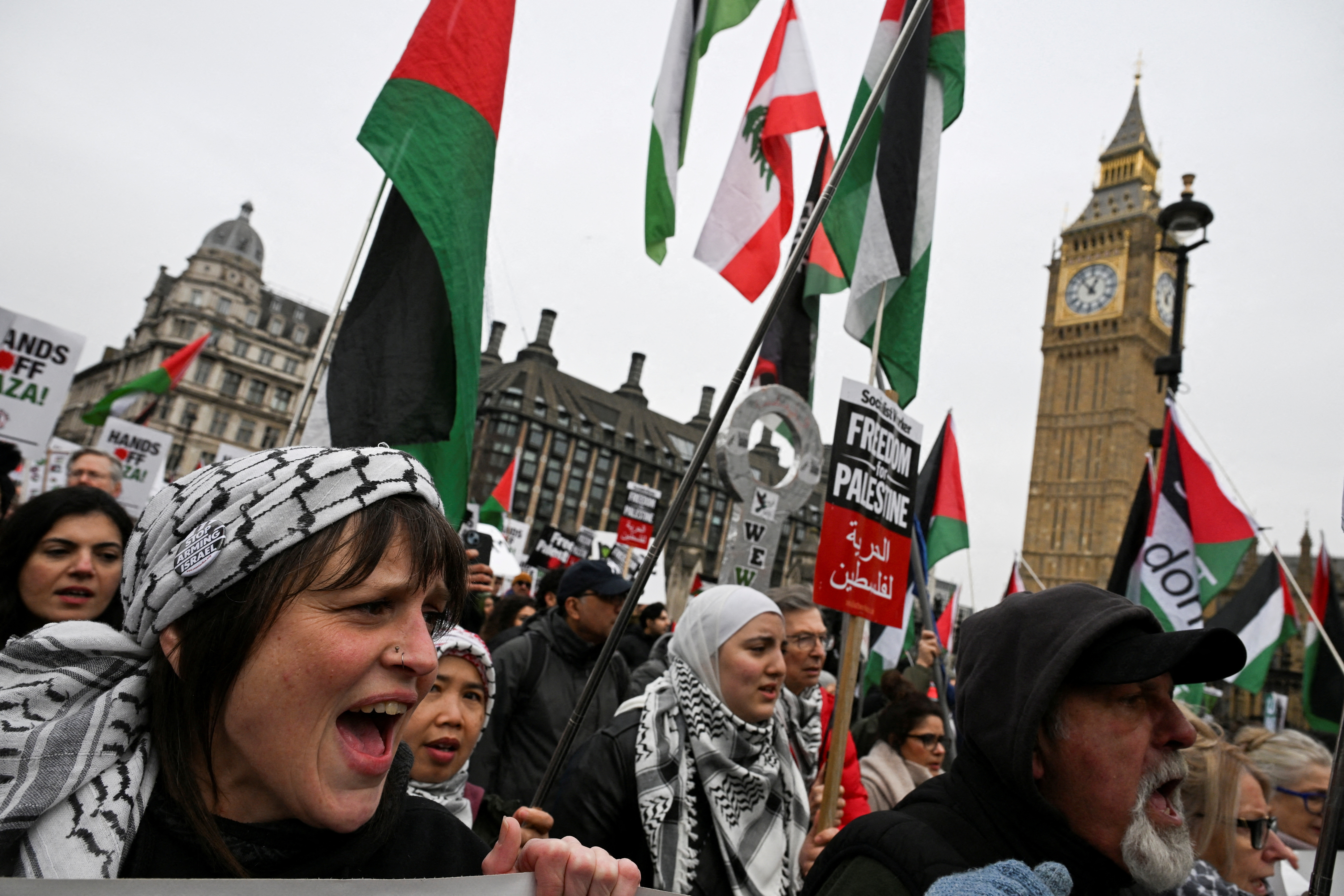 Pro-Palestinian demonstrators attend a march in opposition to U.S President Donald Trump's plan to displace Palestinians from Gaza and "take over" the territory, in London, Britain February 15, 2025. [Chris J. Ratcliffe/Reuters]