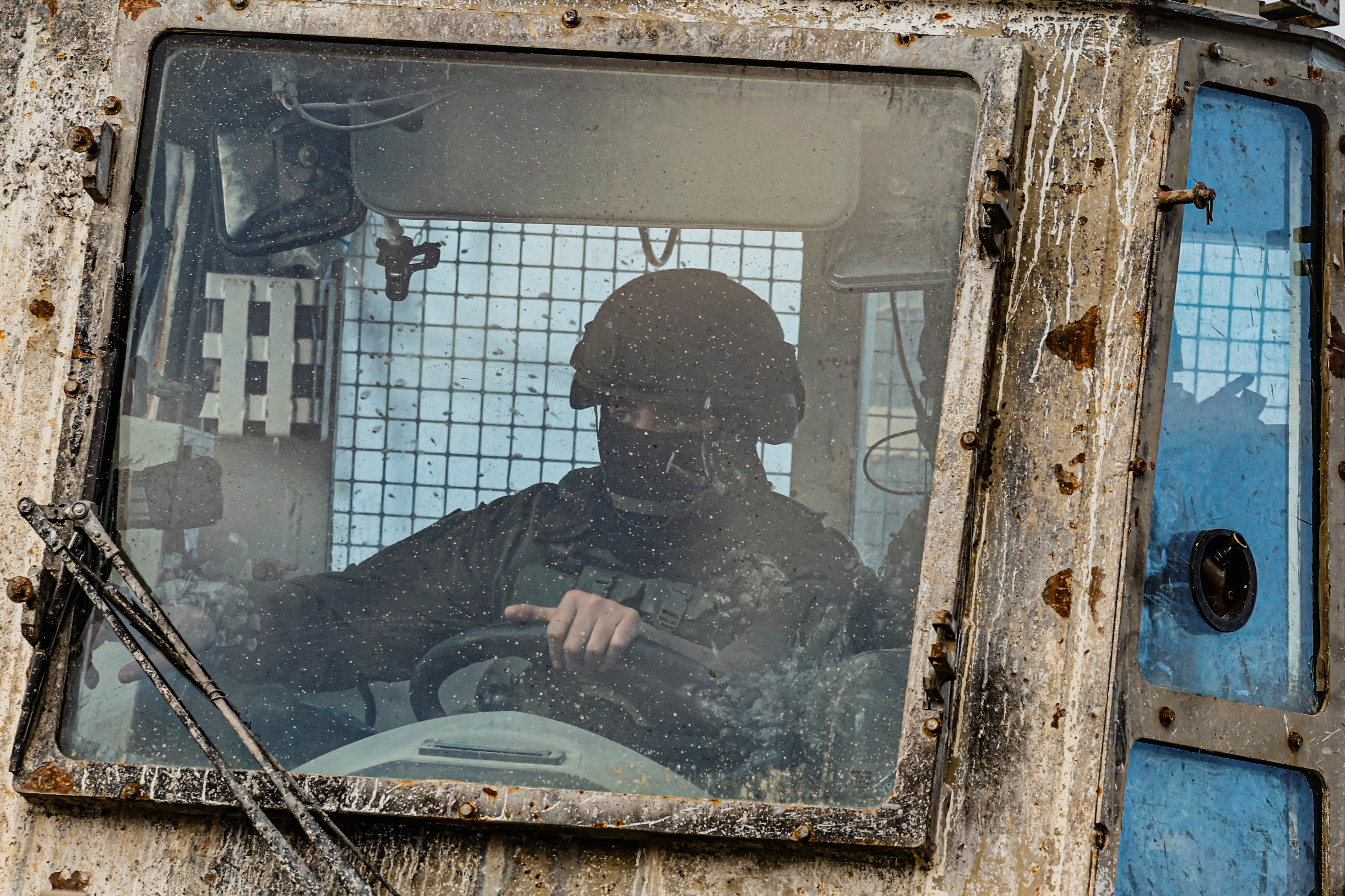 Israel sends tanks into West Bank for first time in decades