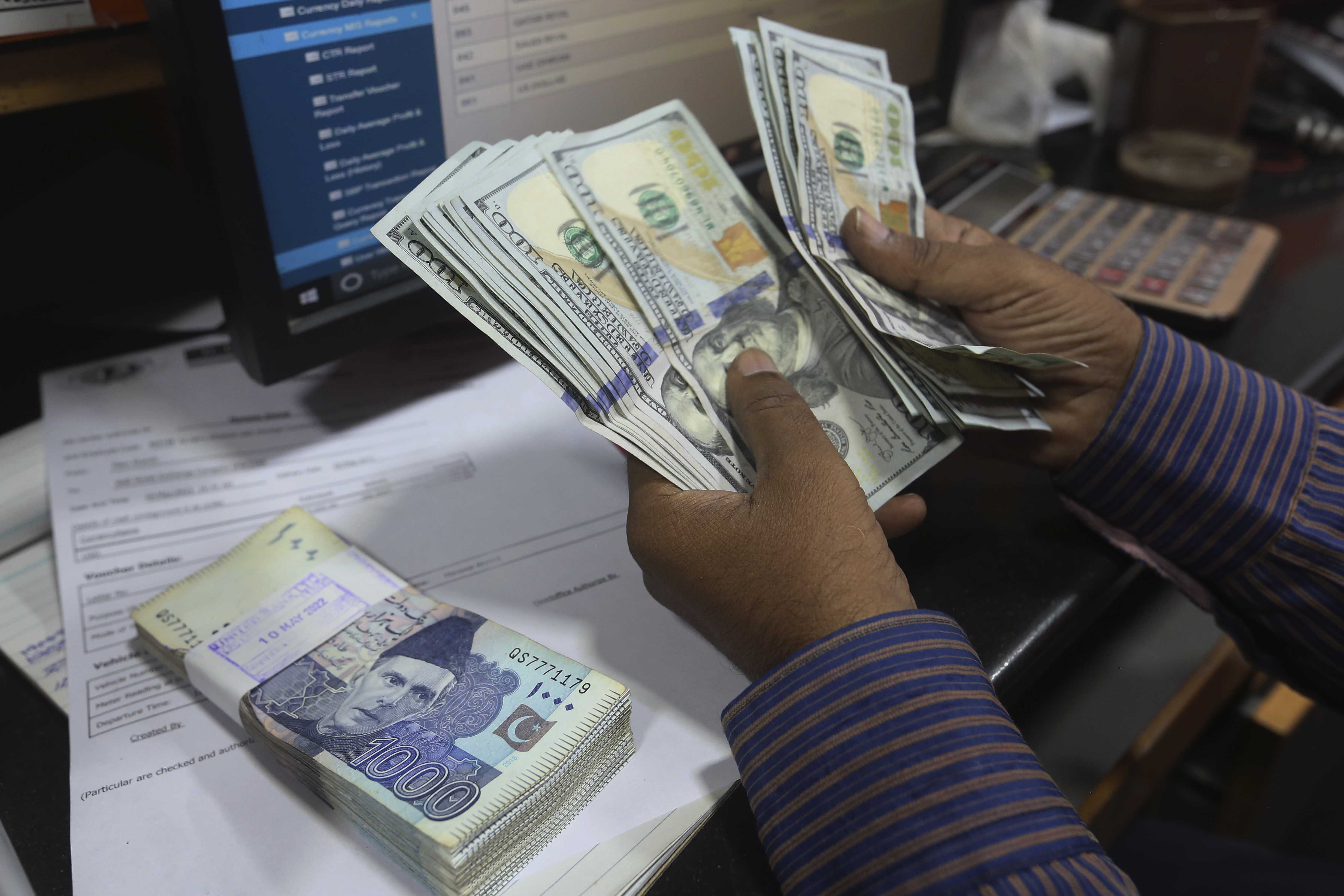 Overseas Pakistanis have sent more than $3bn in remittances in January this year for the second consecutive month [File: Fareed Khan/AP Photo]