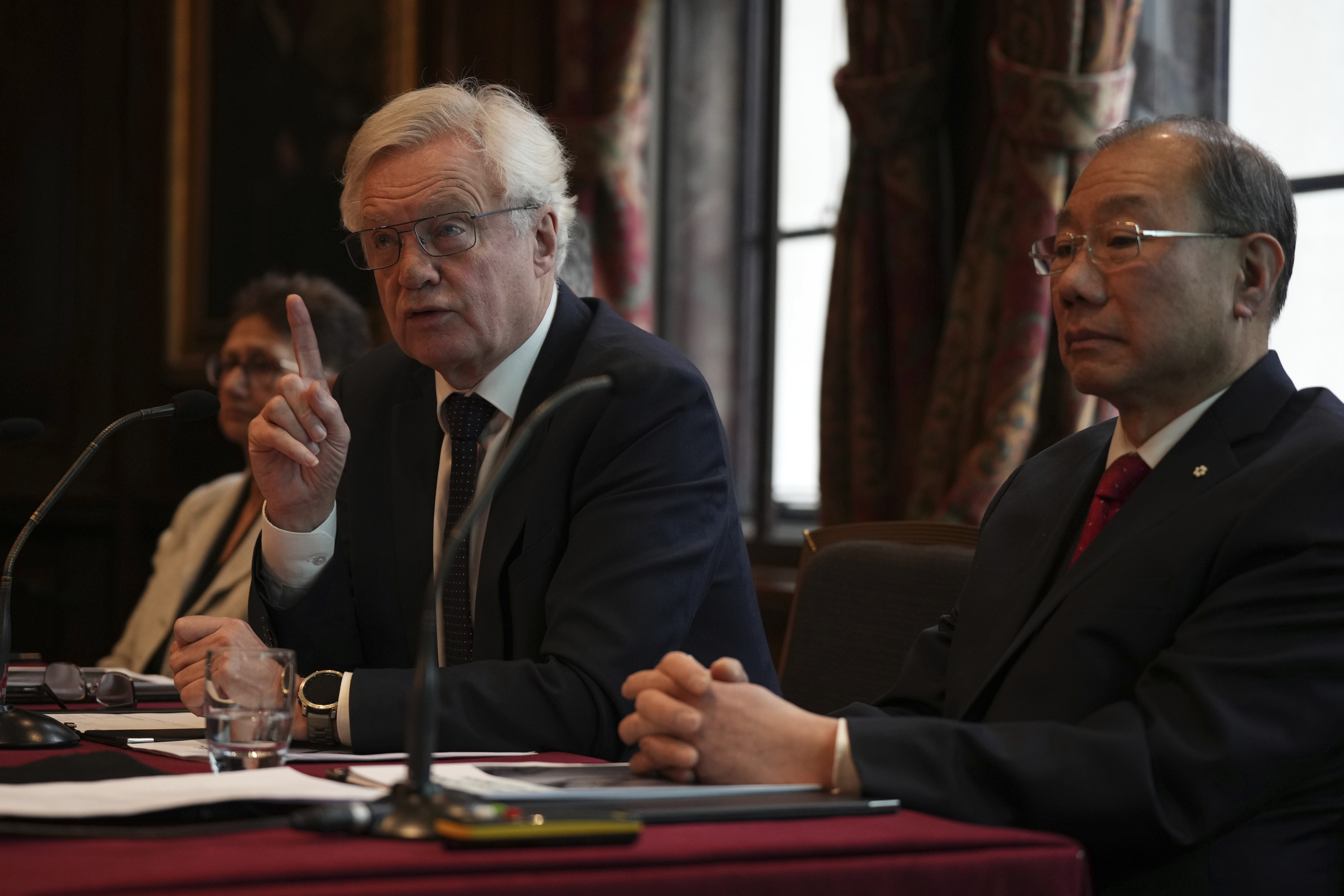 British lawmaker David Davis gestures as he takes part in a press conference to announce "new medical evidence" from an international panel of neonatologists in connection with the conviction of British nurse Lucy Letby, in London, Tuesday, Feb. 4, 2025.(AP Photo/Alastair Grant)