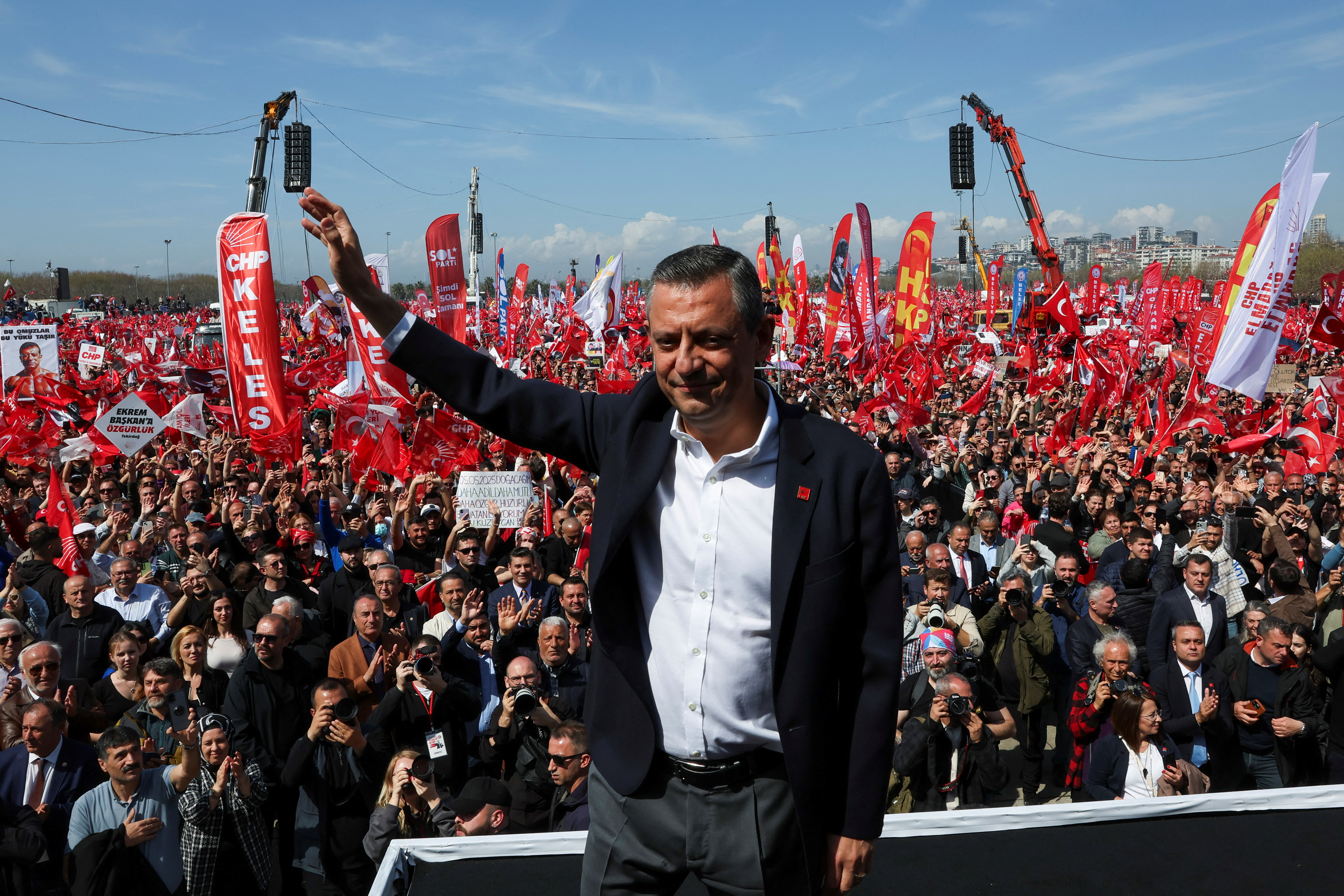 Ozgur Ozel, leader of Turkey's main opposition Republican People's Party (CHP) attends a rally to protest against the arrest of Istanbul Mayor Ekrem Imamoglu as part of a corruption investigation, in Istanbul, Turkey, March 29, 2025. REUTERS/Umit Bektas