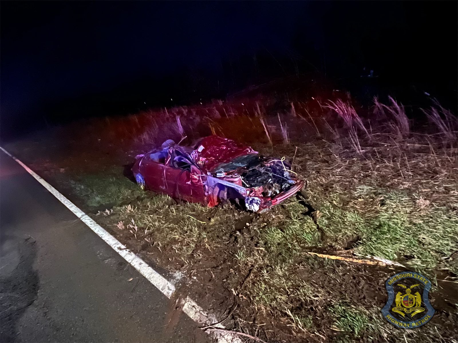 This early March 15, 2025, image released by the Missouri State Highway Patrol shows severe weather damage near Bakersfield, Missouri. At least 14 people were dead and dozens injured after violent tornadoes swept across the central US, officials said March 15. The Missouri State Highway Patrol confirmed 11 "storm-related fatalities" in a statement on X. In neighboring Arkansas, officials said three people had died. (Photo by Handout / Missouri State Highway Patrol / AFP) / RESTRICTED TO EDITORIAL USE - MANDATORY CREDIT "AFP PHOTO / MISSOURI STATE HIGHWAY PATROL" - NO MARKETING NO ADVERTISING CAMPAIGNS - DISTRIBUTED AS A SERVICE TO CLIENTS