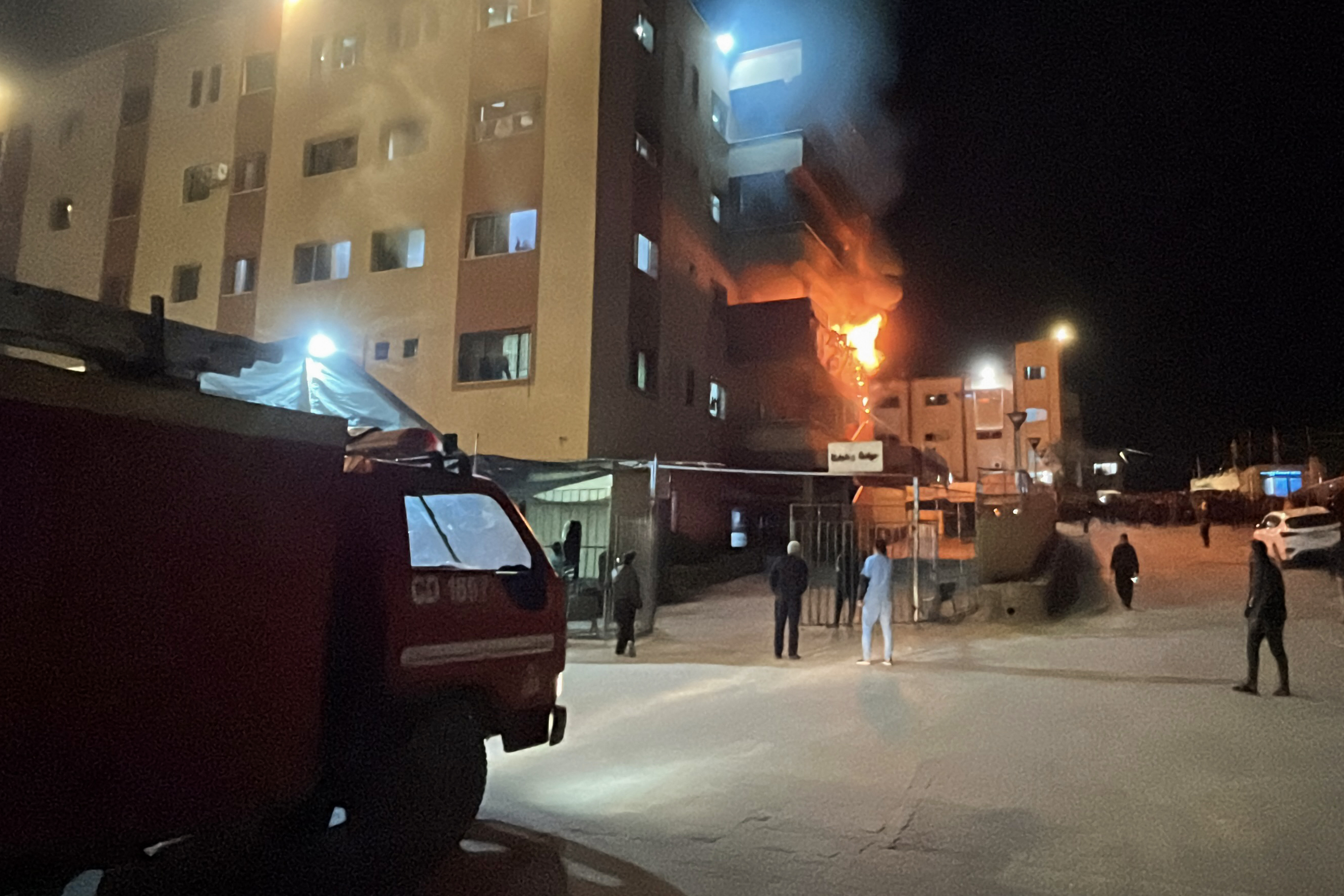 Israel strikes the largest hospital in southern Gaza