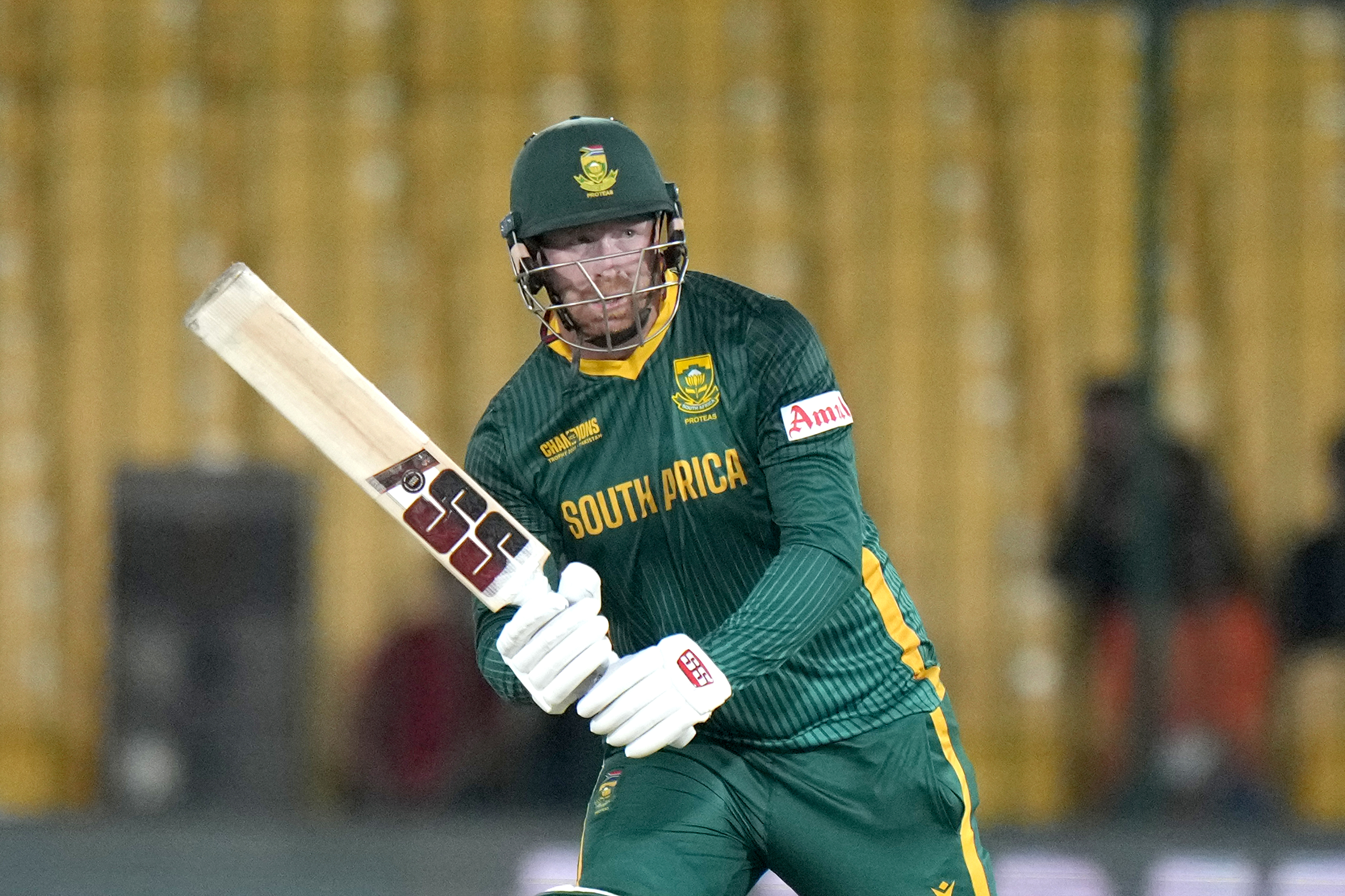 South Africa's Heinrich Klaasen bats during the ICC Champions Trophy cricket match between England and South Africa, in Karachi, Pakistan Saturday, March 1, 2025. (AP Photo/Anjum Naveed)