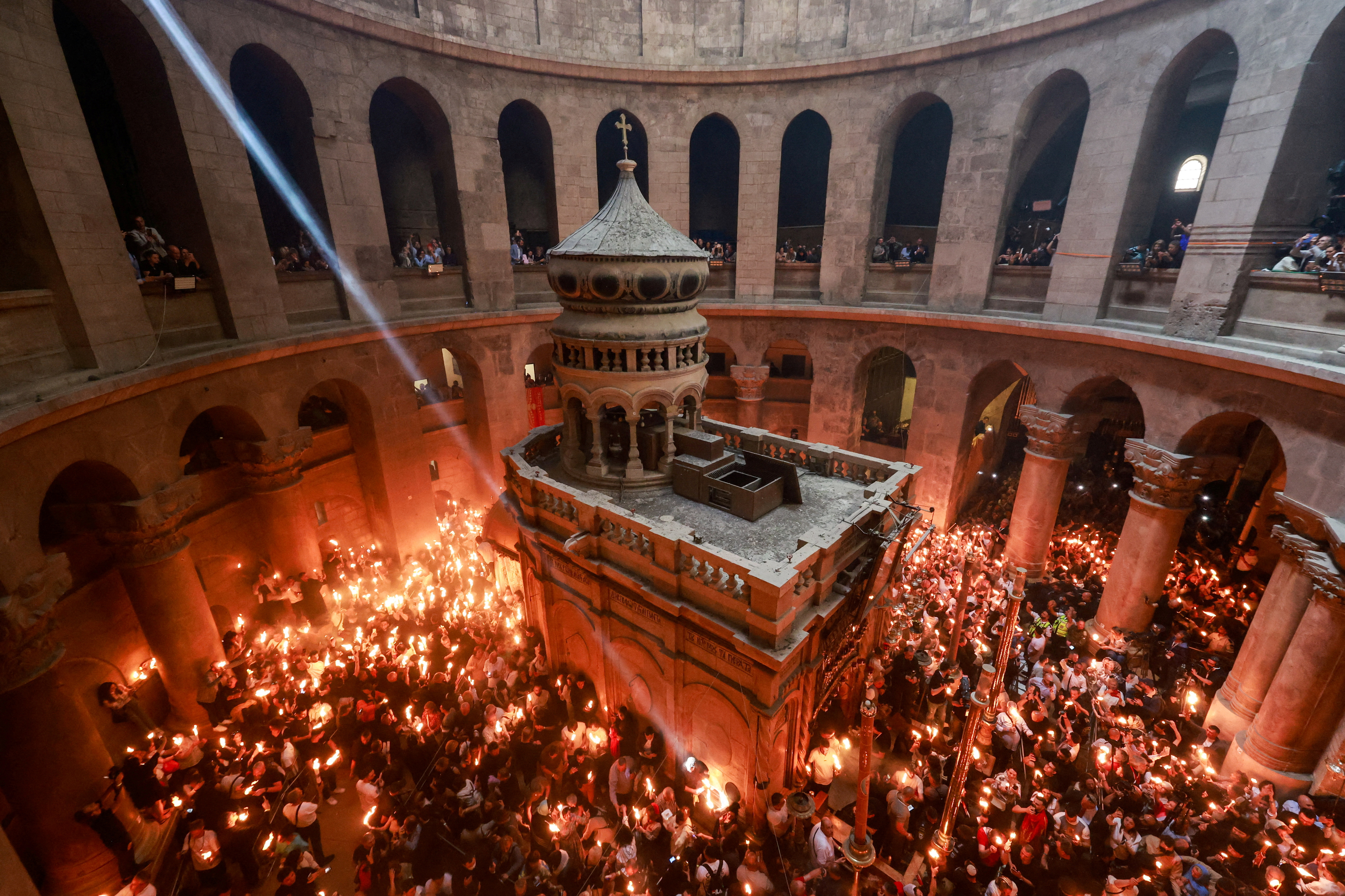 Thousands gather for centuries-old Holy Fire ceremony in Jerusalem