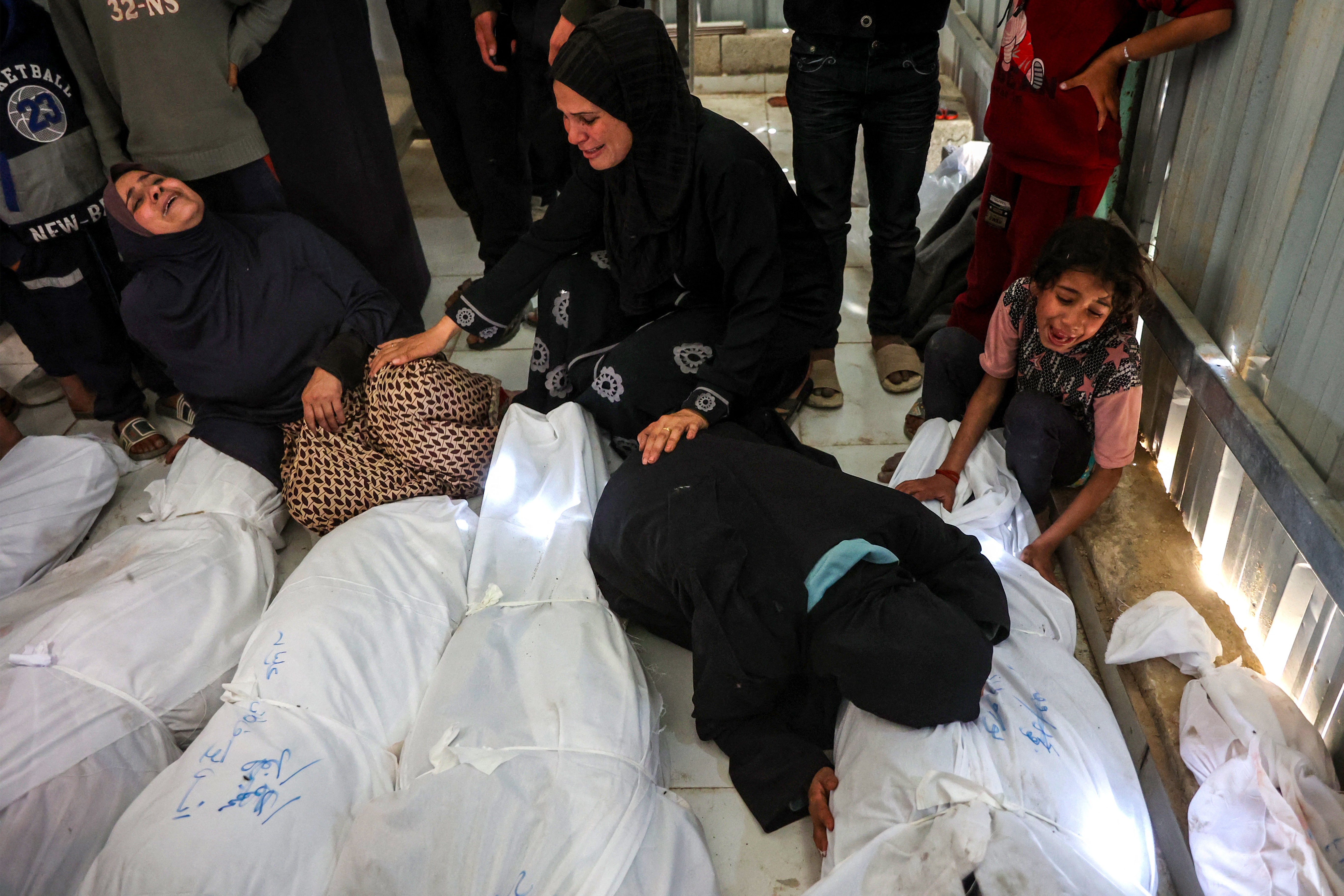 Overnight Israeli attacks hit tent shelters, homes in southern Gaza