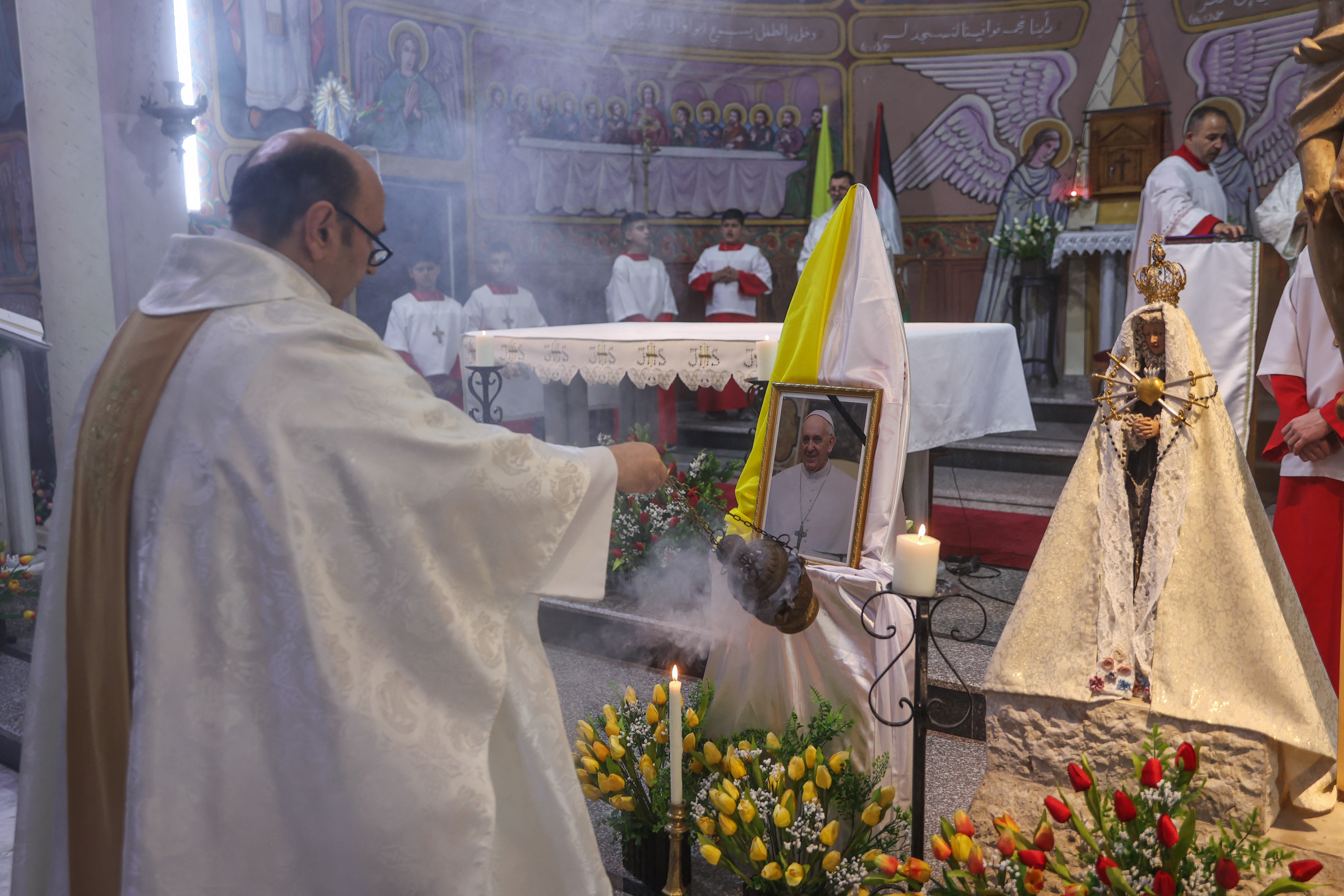 Gaza Christians mourn Pope's death