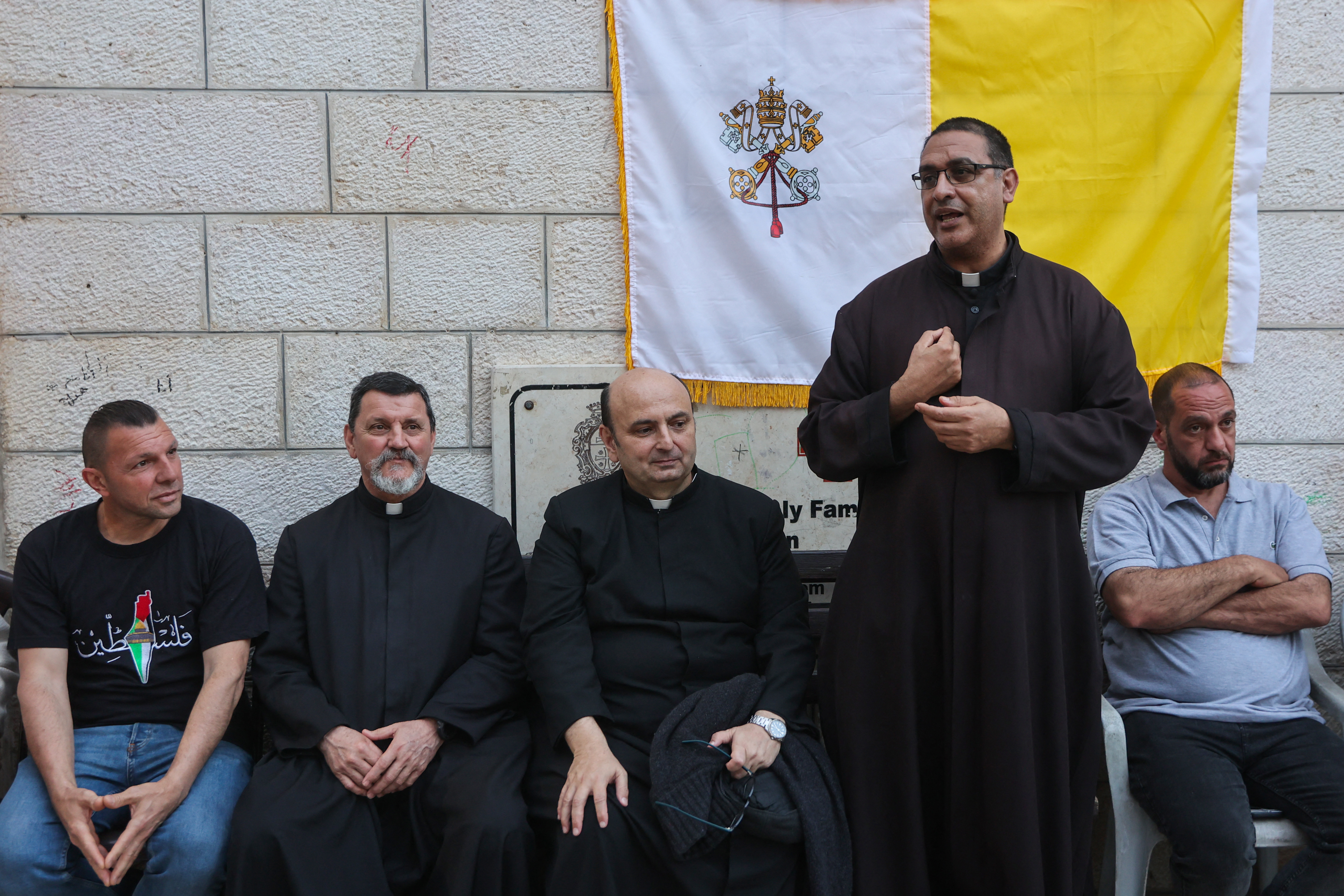 Gaza Christians mourn Pope's death
