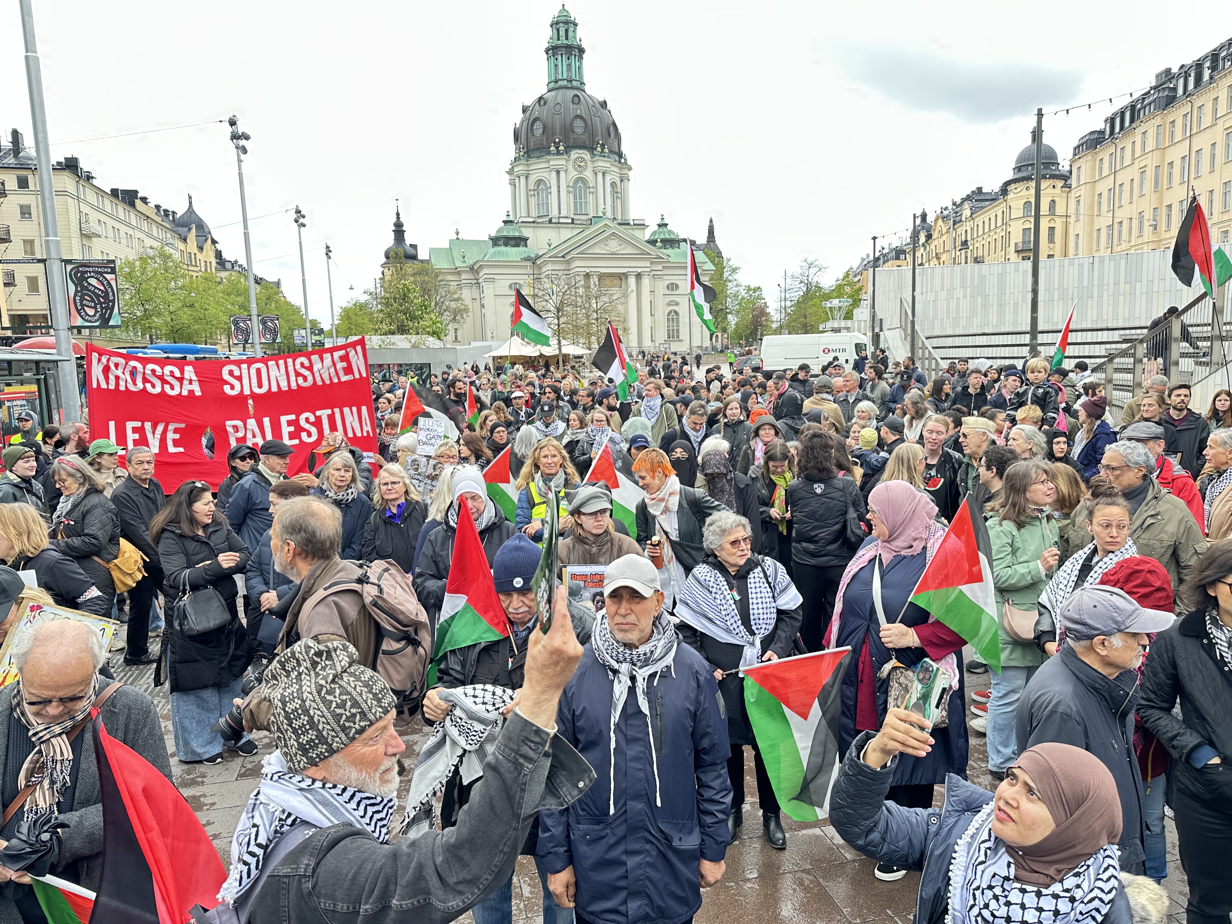 Pro-Palestinian protests around the world to mark the anniversary of Nakba