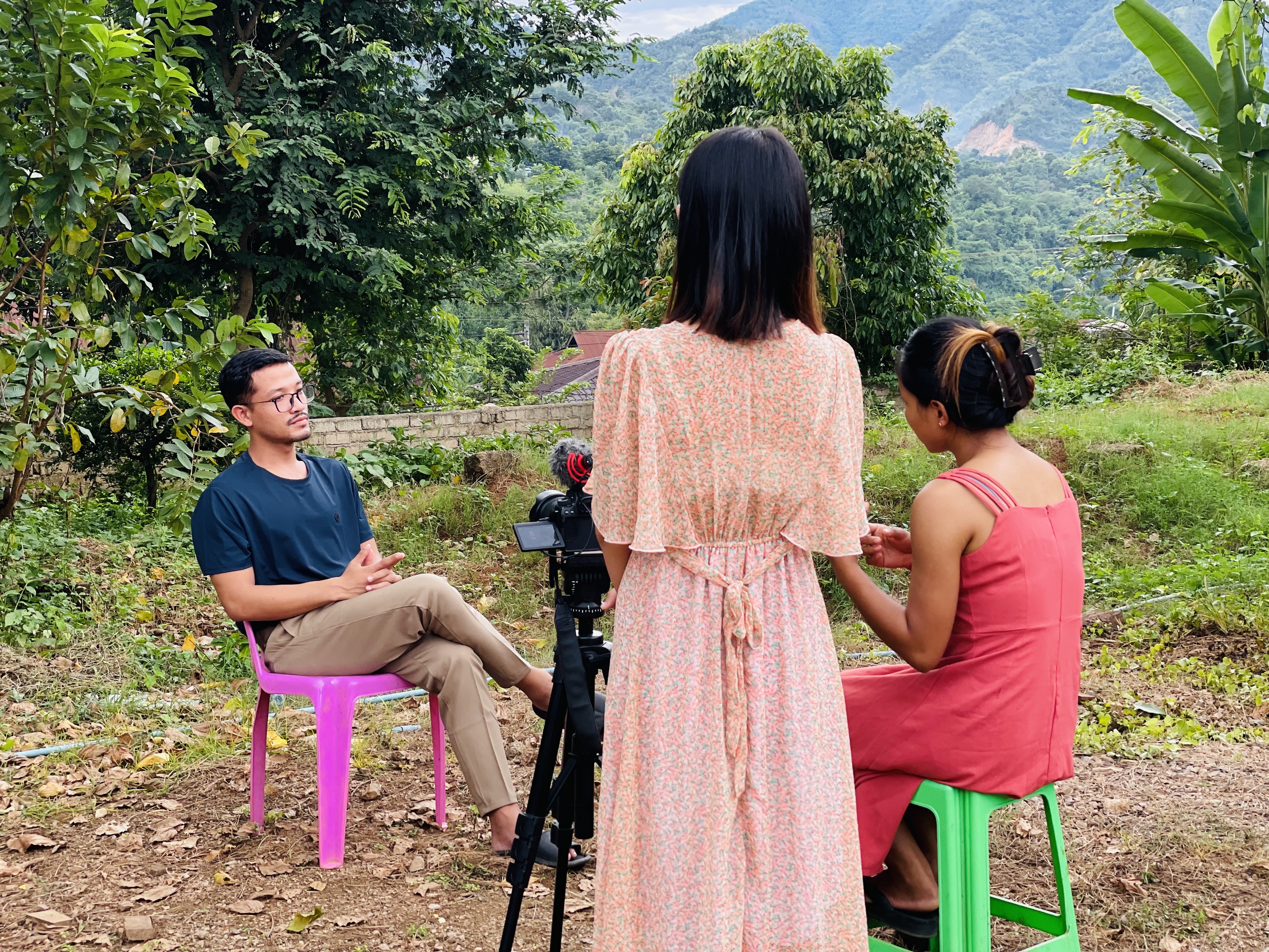 journalists-with-Shwe-Phee-Myay-conduct-a-video-interview-in-Shan-State-Myanmar-in-September-2024-