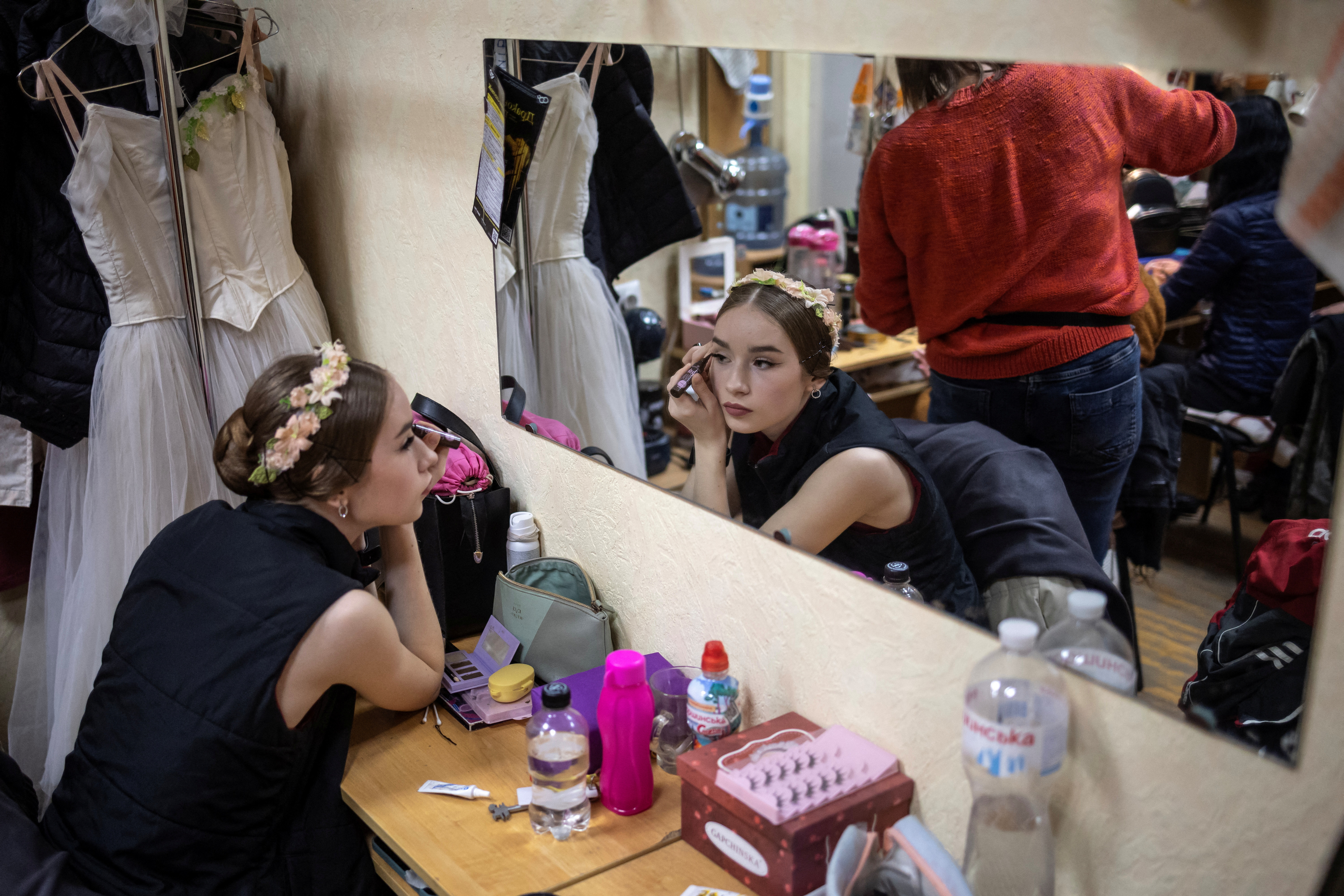 In Ukraine's Kharkiv, ballet offers hope to a war-torn city