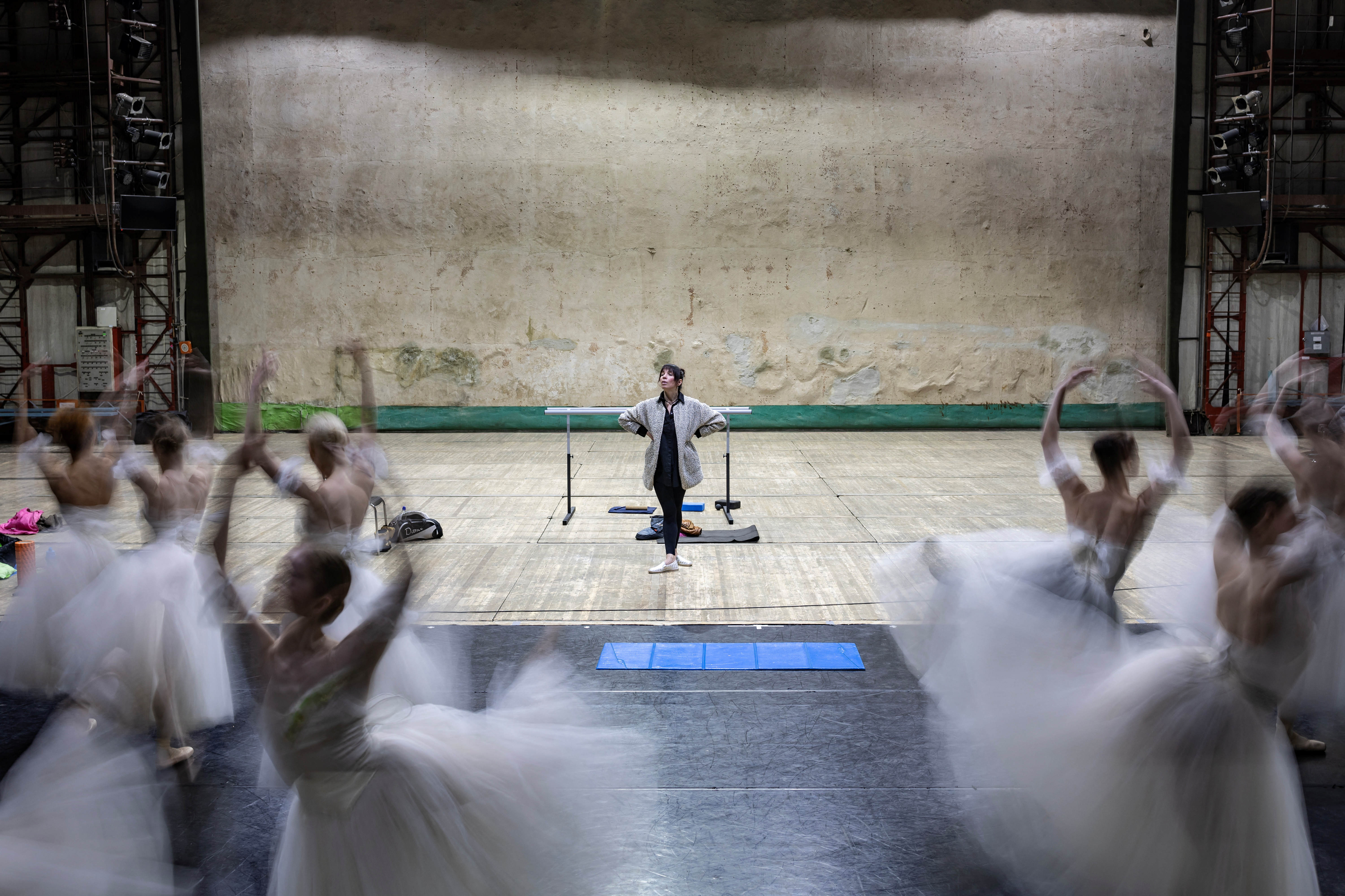 In Ukraine's Kharkiv, ballet offers hope to a war-torn city