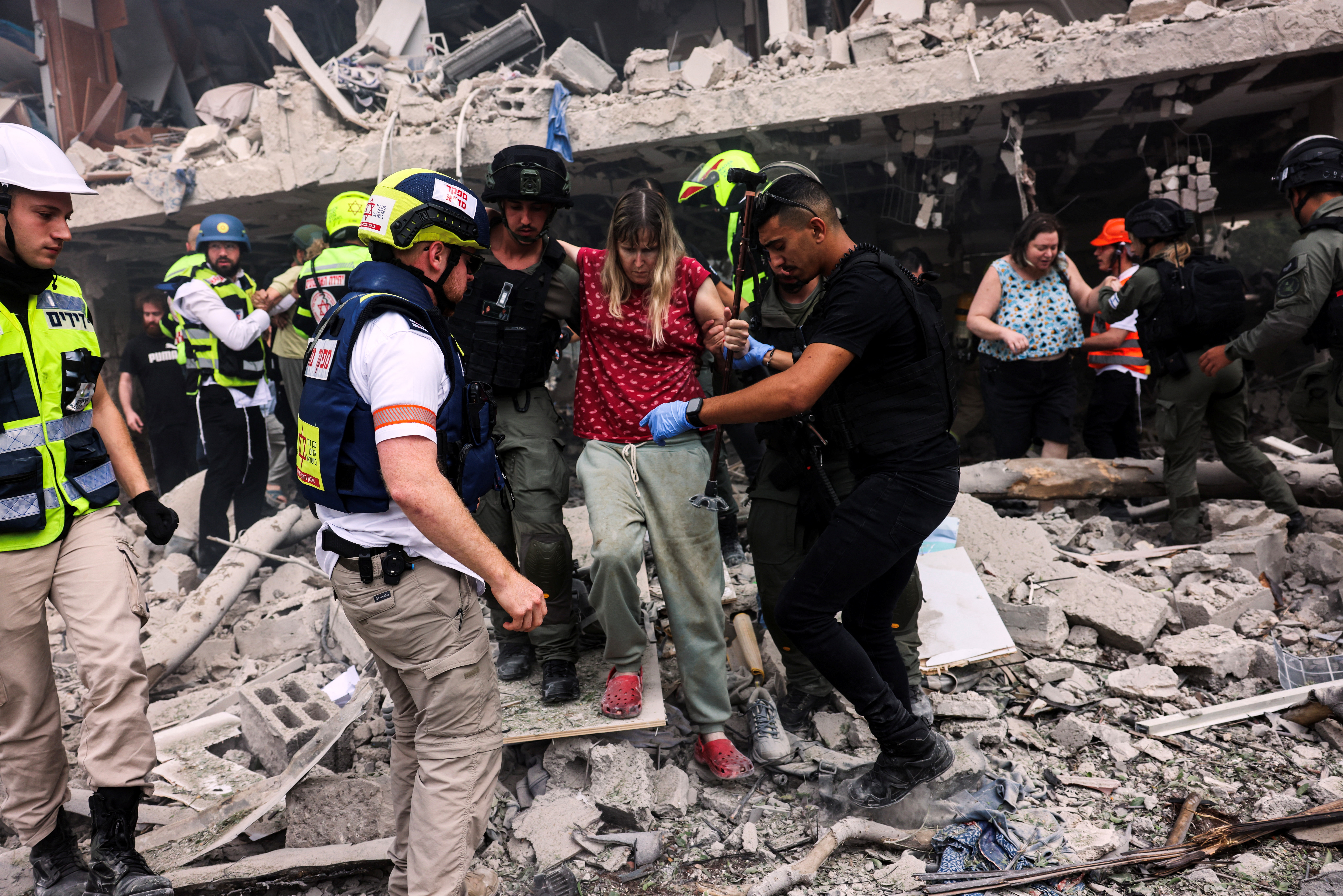 Iranian missiles hit Israel after US strikes on Iran nuclear sites