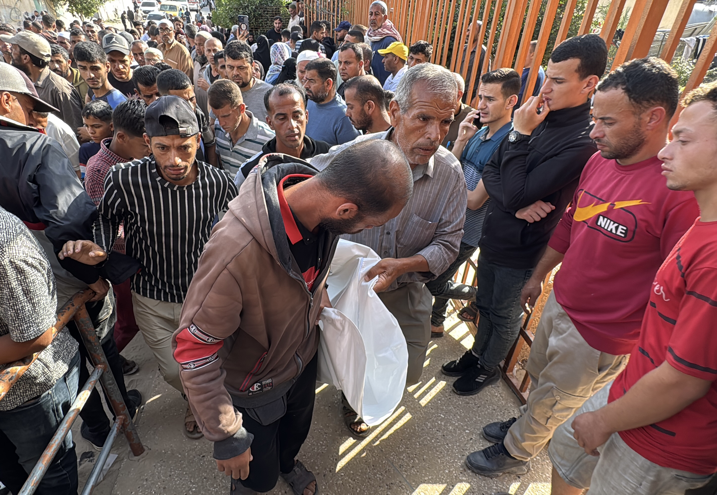 Lifeless bodies of Palestinians are being brought to the Nasser Hospital for funeral process after Israeli soldiers opened fire at Palestinians trying to reach the points where US aid is distributed west of Rafah city in the southern Gaza Strip, in Khan Yunis, Gaza on June 01, 2025. It was reported that 30 people were killed and 115 people were wounded as a result of the fire opened by Israeli soldiers. ( Abdallah F.s. Alattar - Anadolu Agency )