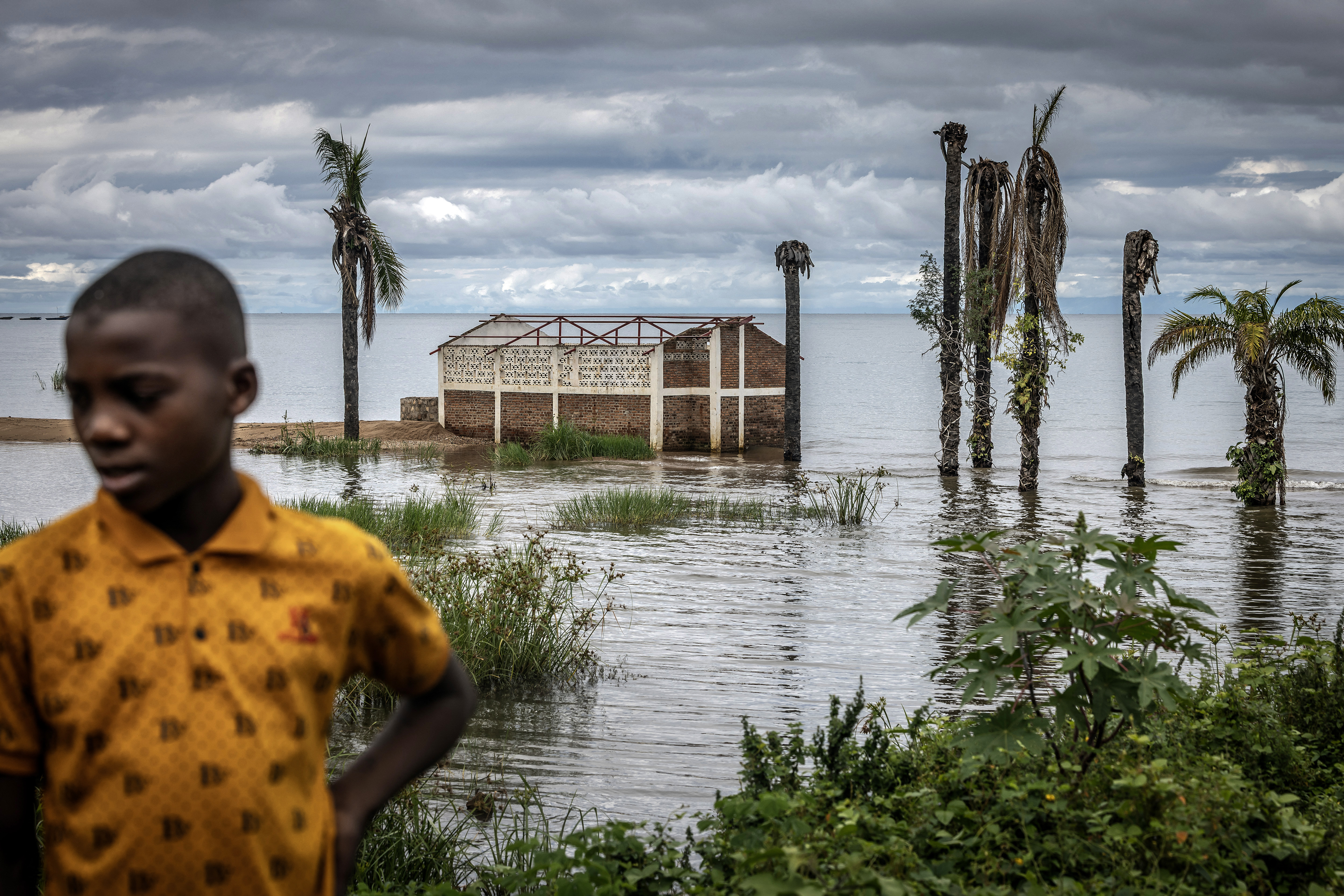 Around Lake Tanganyika, Burundians struggle with endless flooding