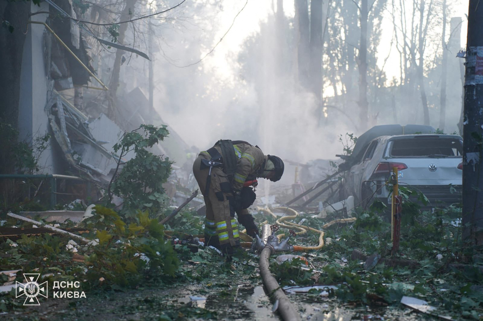 Russian drone and missile strikes hit Ukraine's Kyiv