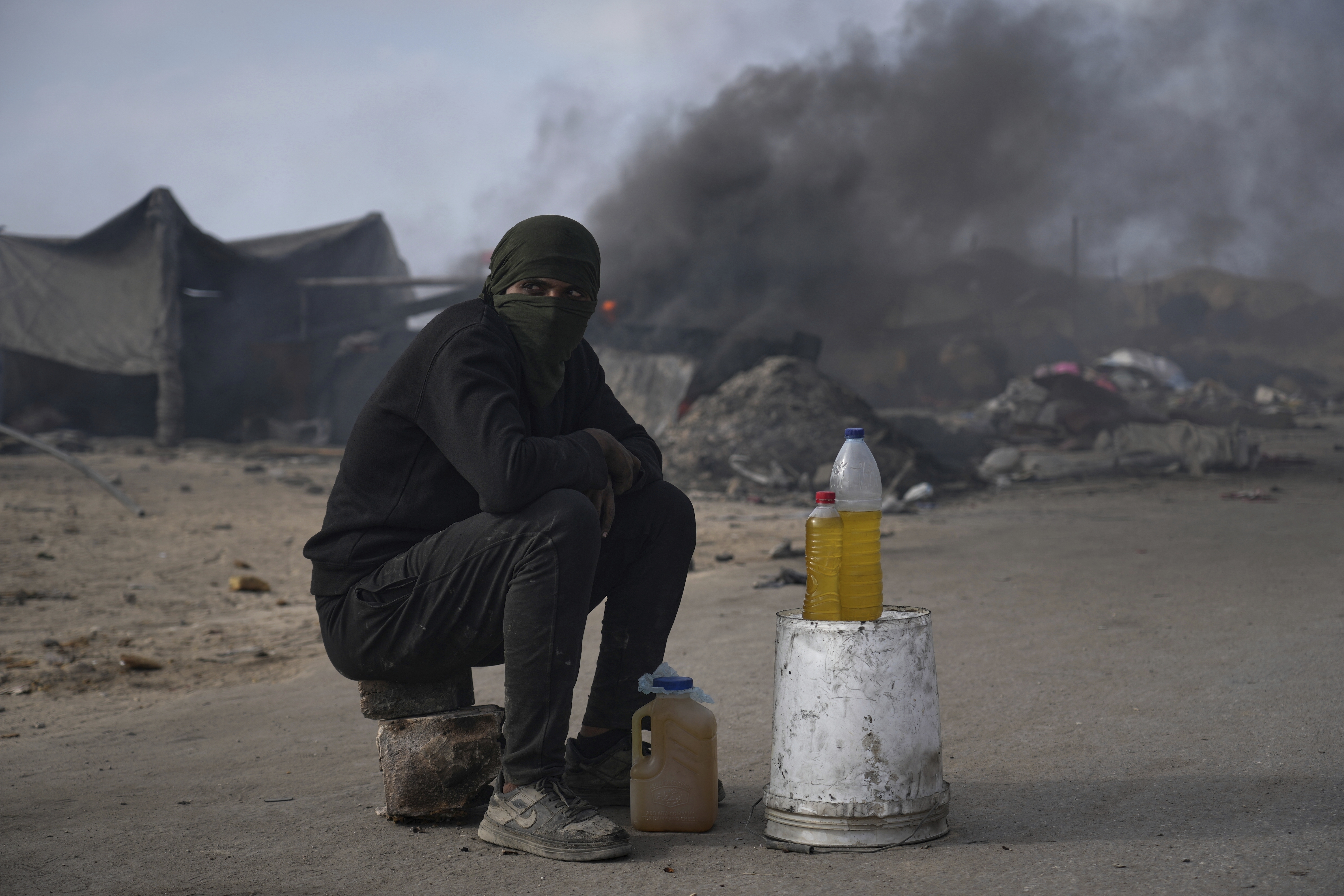 Gaza's youth turn plastic into fuel