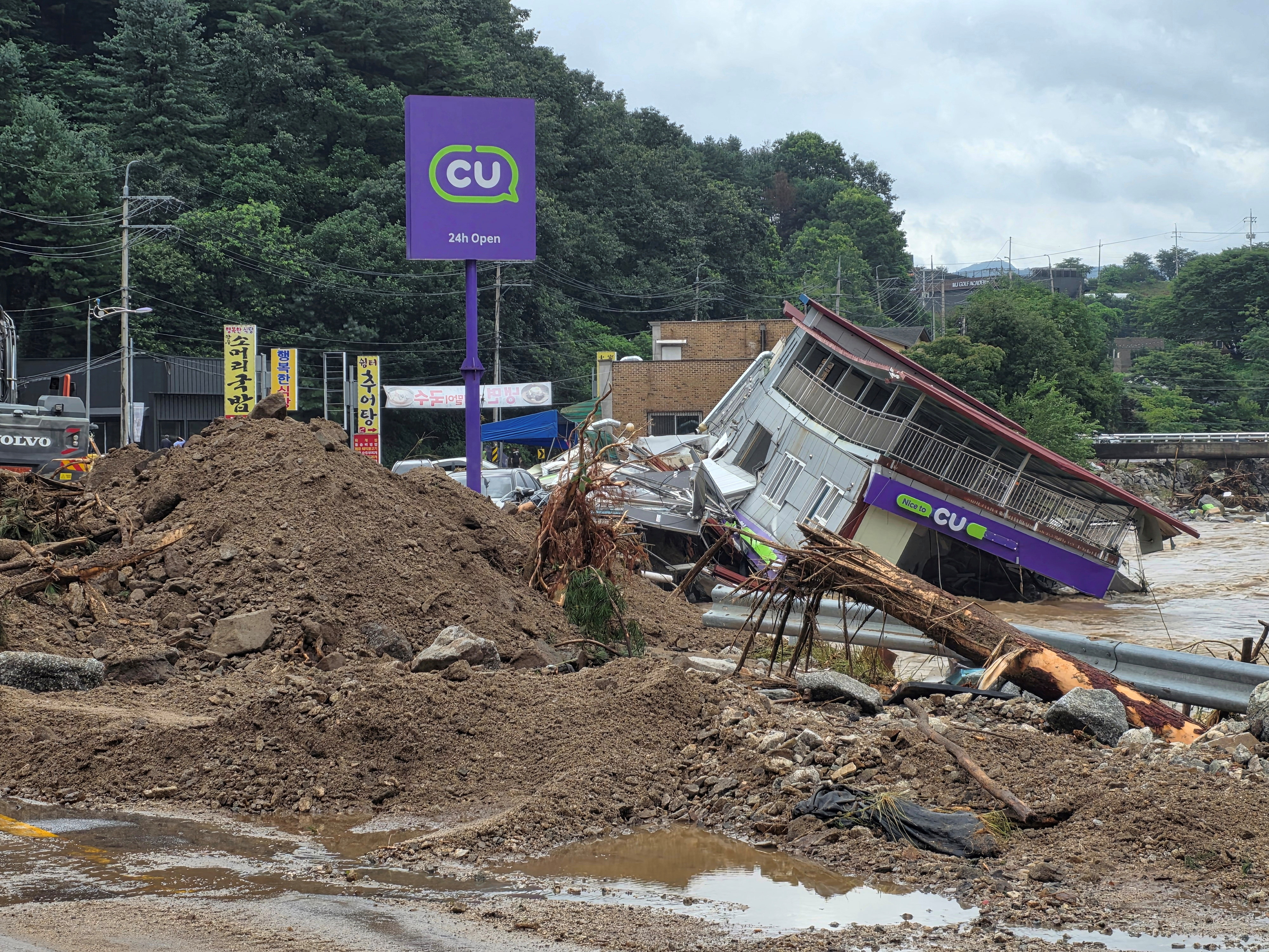 A damaged building is seen in the aftermath of torrential rain in Gapyeong province, South Korea