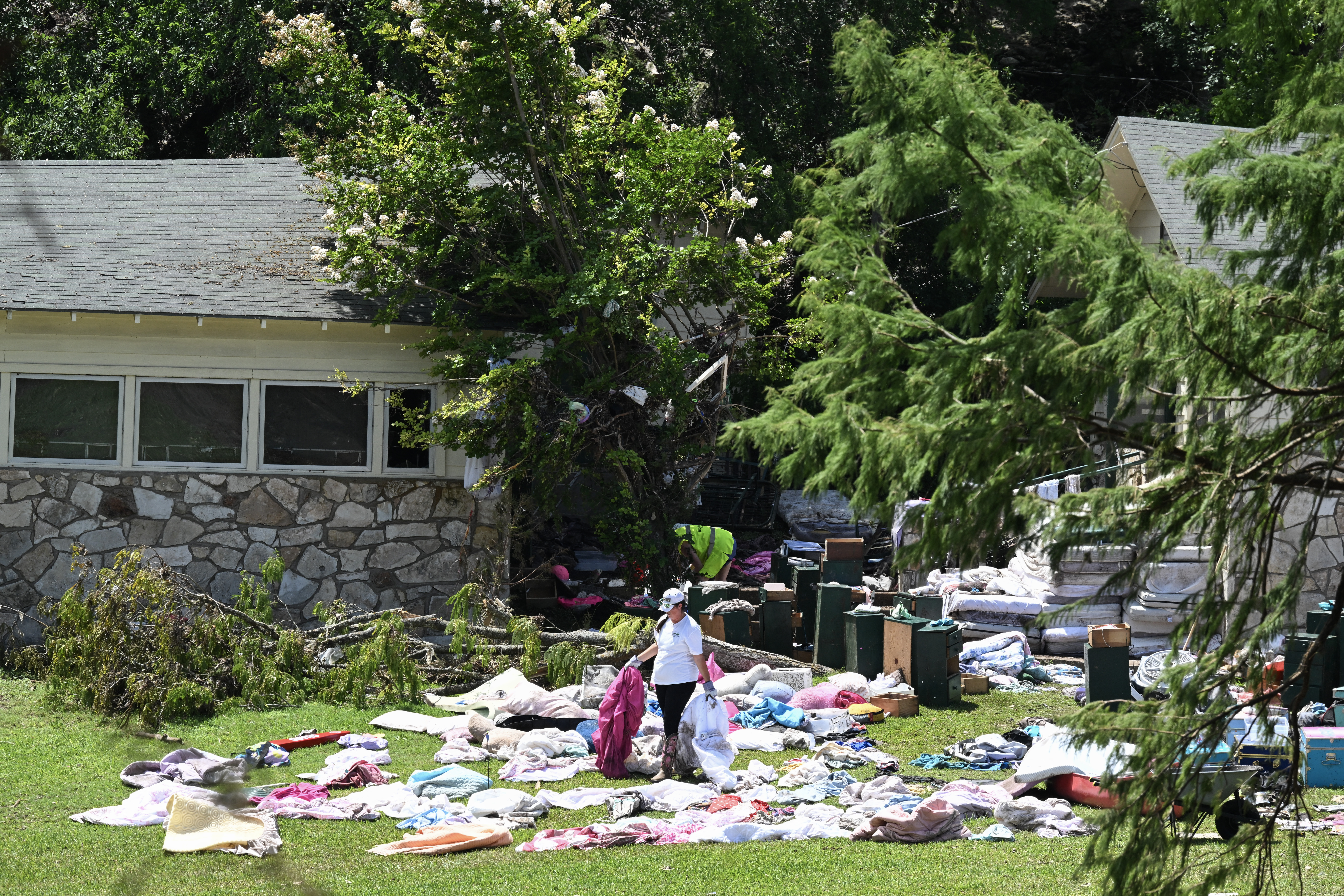 Texas floods leave over 160 missing, death toll rises to 109