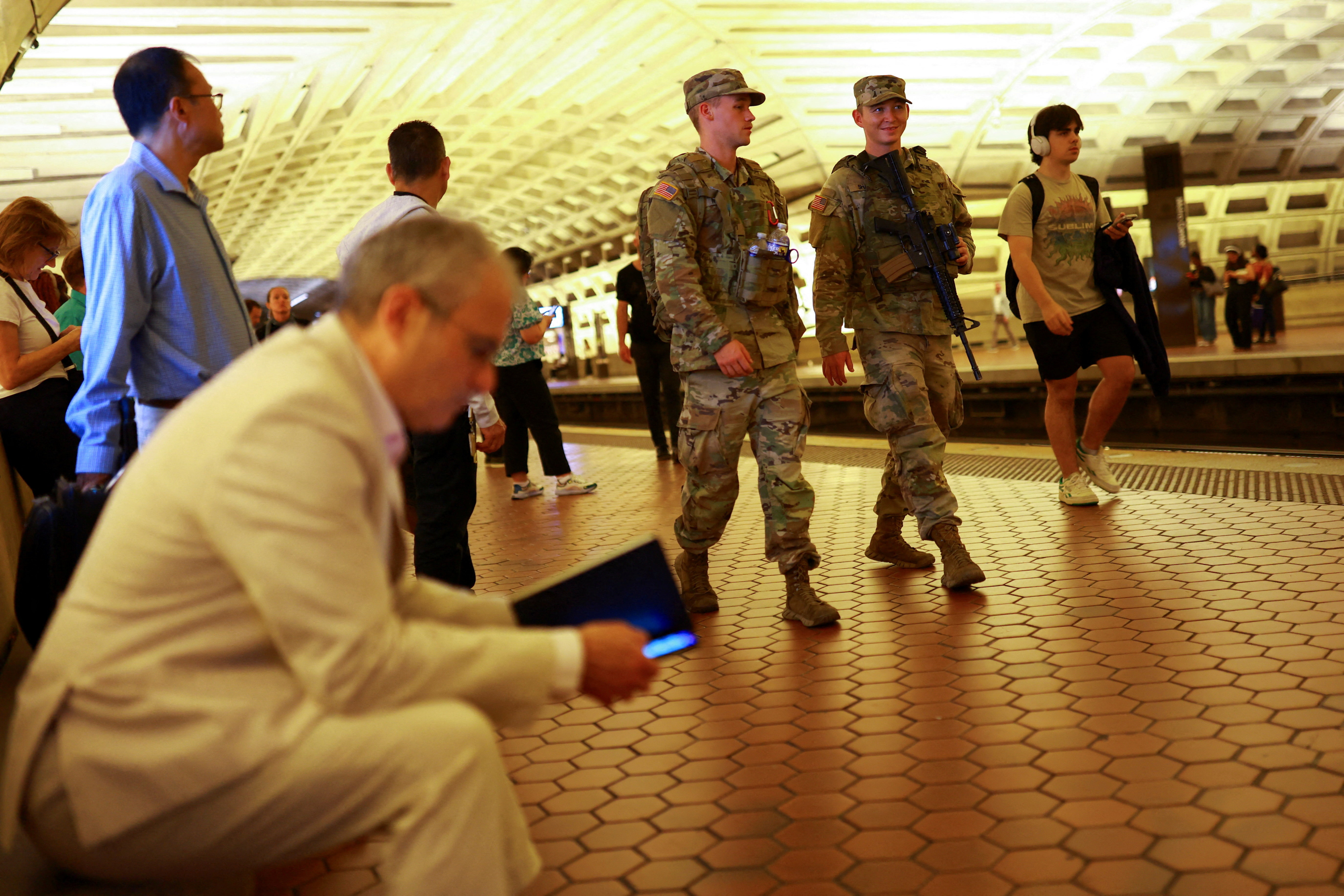 Trump tightens grip on security in Washington