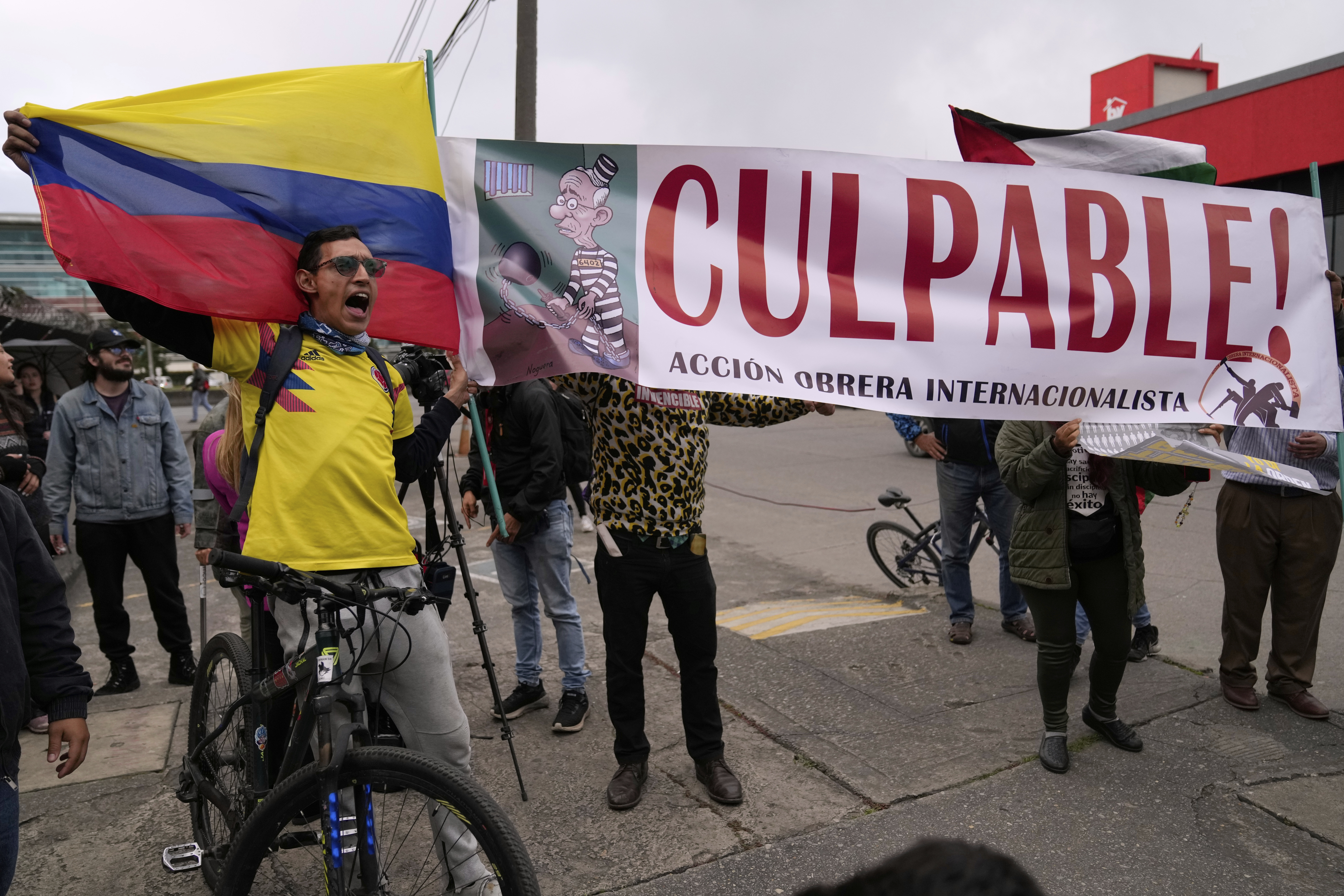 Protesters demonstrate against Alvaro Uribe