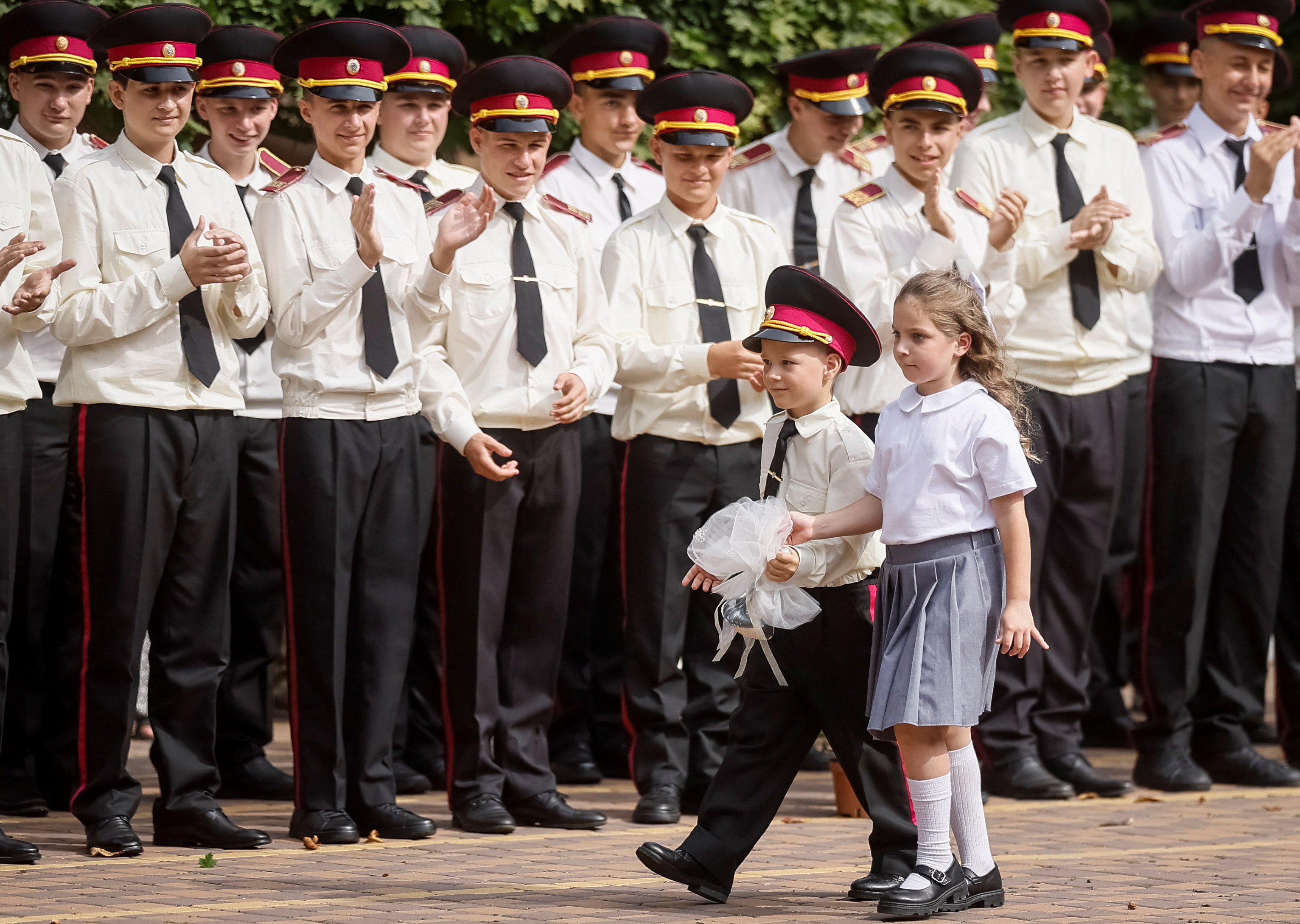 Young military cadets attend a ceremony to mark the start of the new school year, amid Russia's attack on Ukraine, in Kyiv, Ukraine September 1, 2025. REUTERS/Gleb Garanich