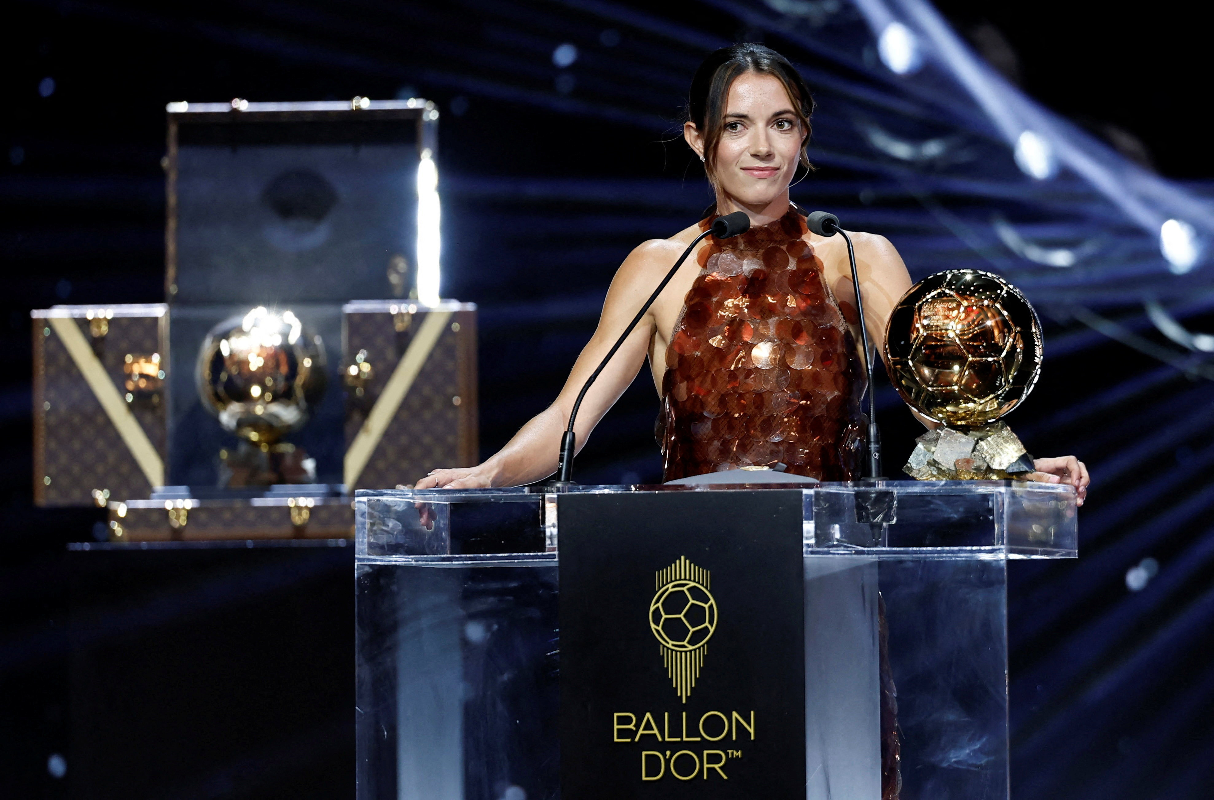  Barcelona's Aitana Bonmati makes a speech after winning the women's Ballon d'Or award