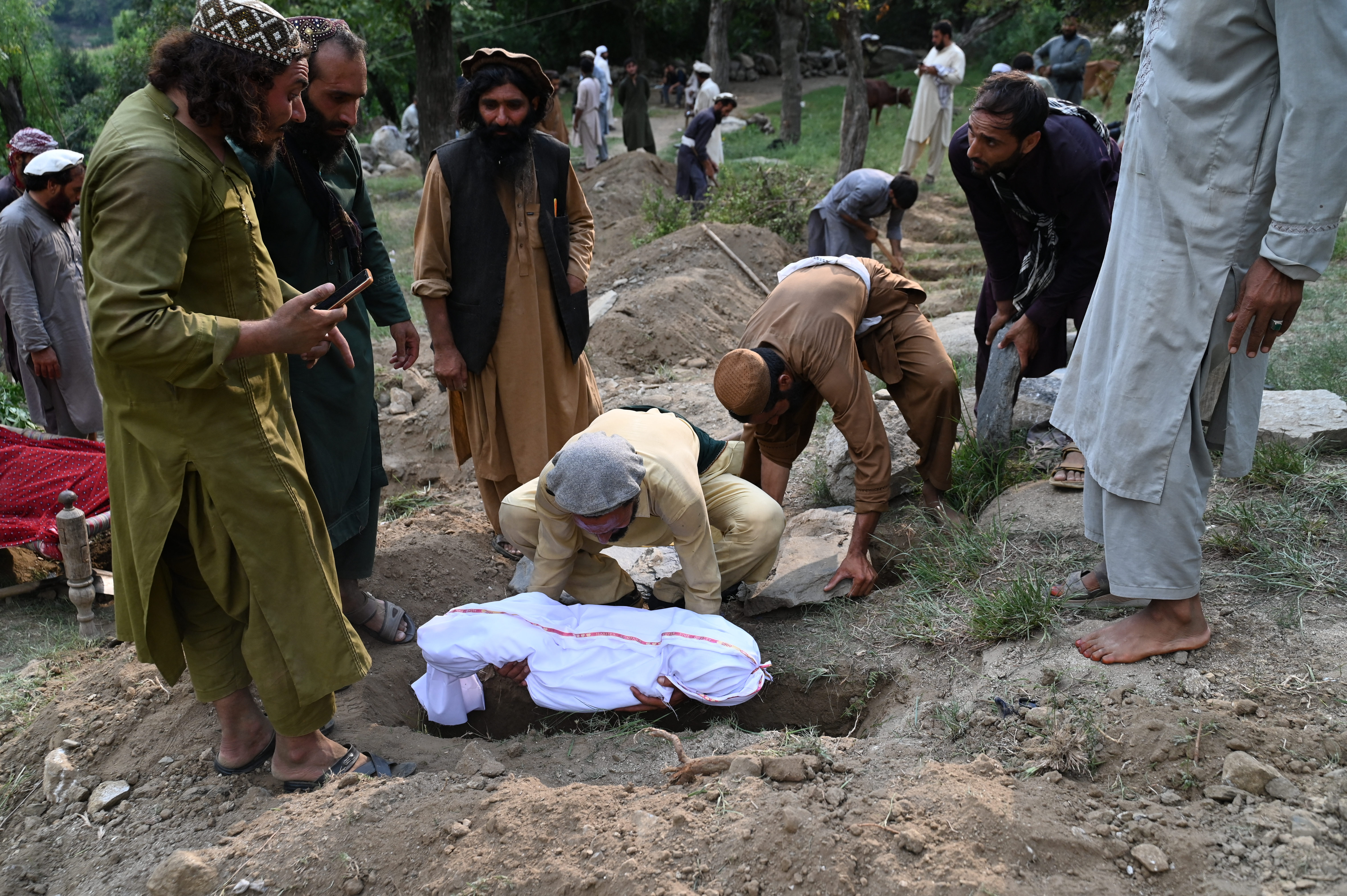 Search for survivors after deadly Afghanistan earthquake