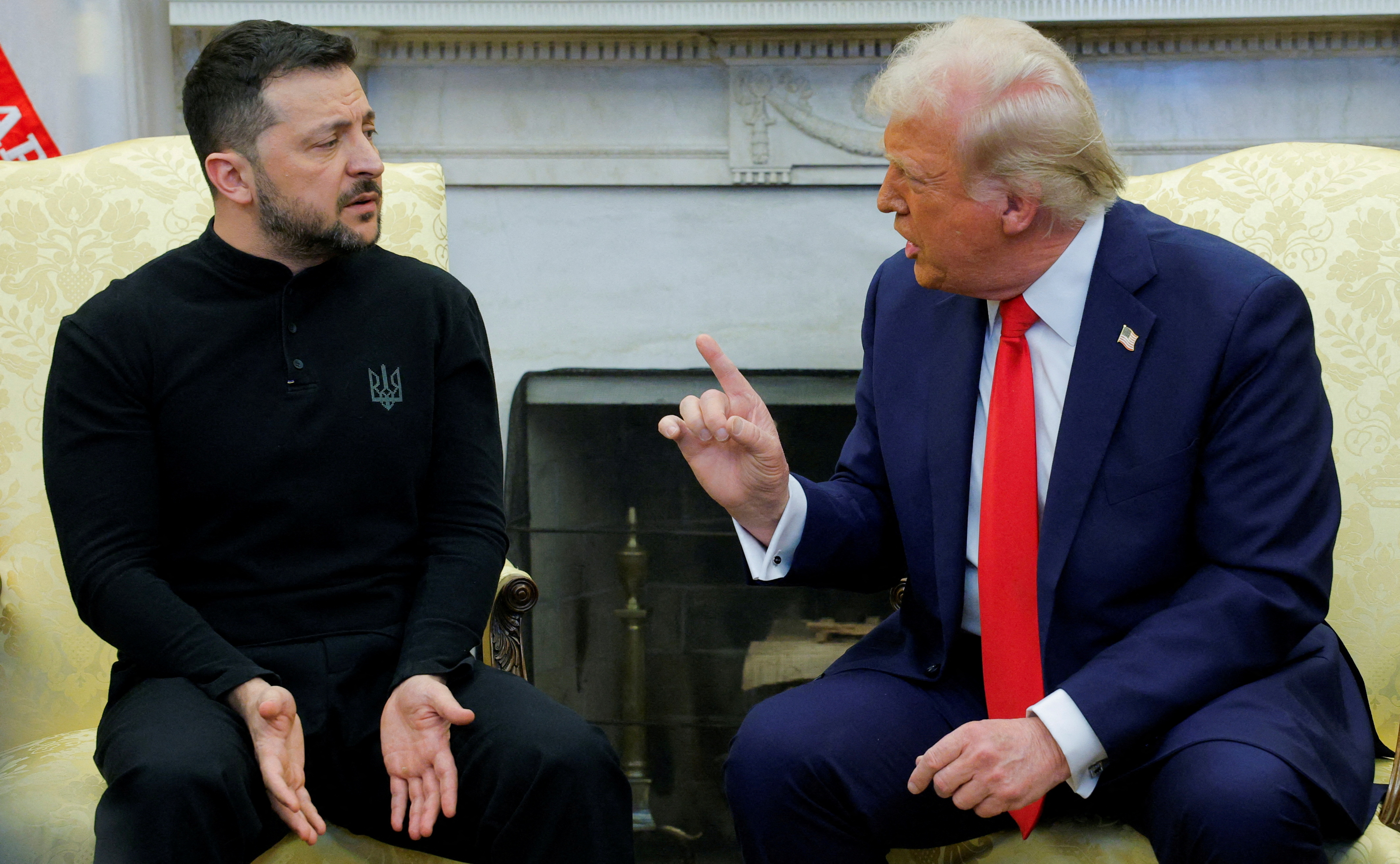 Trump waves a finger at Volodymyr Zelenskyy in the Oval Office