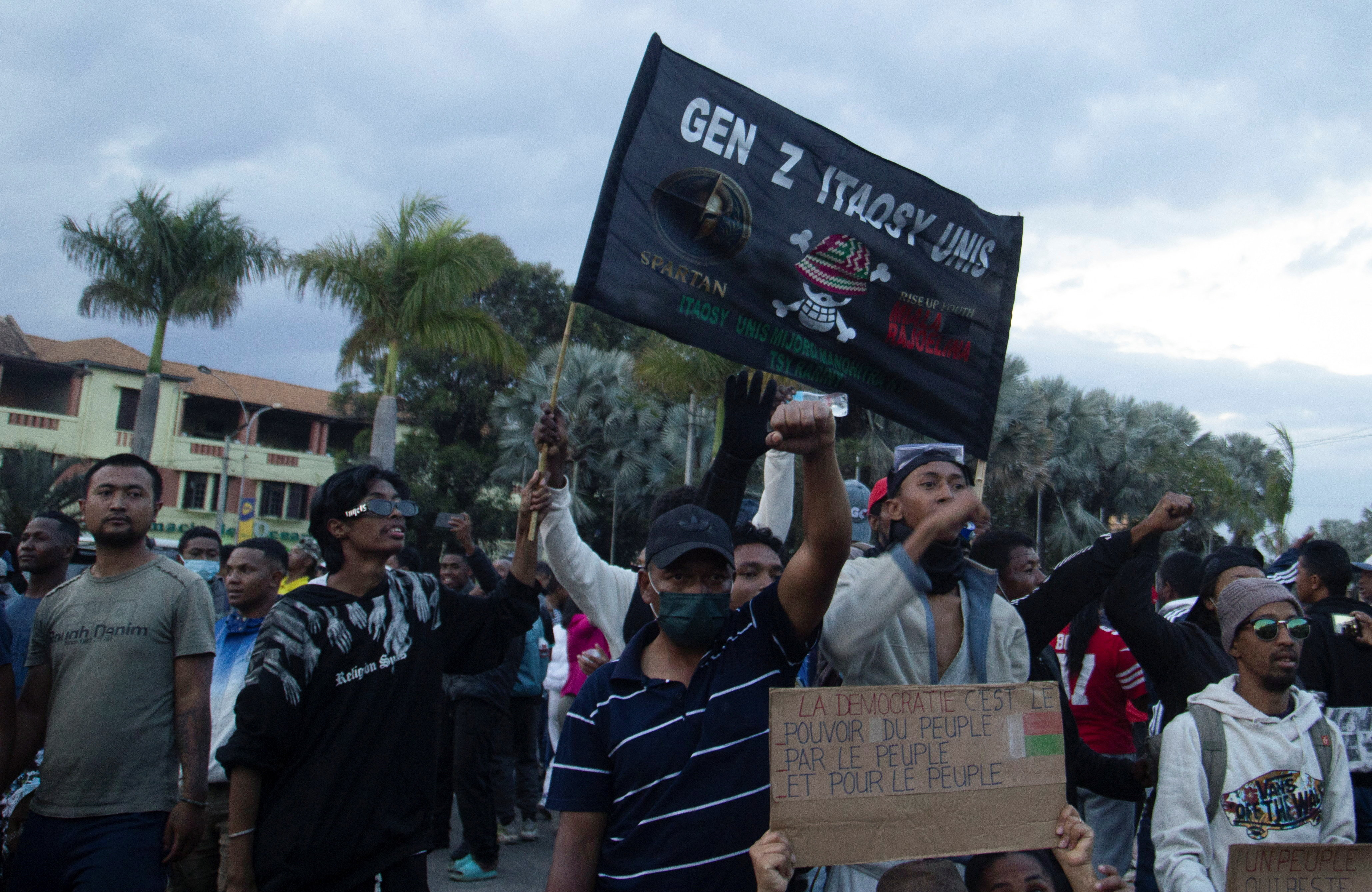 11T213017Z_788176069_RC2U9HAGV2Y4_RTRMADP_3_MADAGASCAR