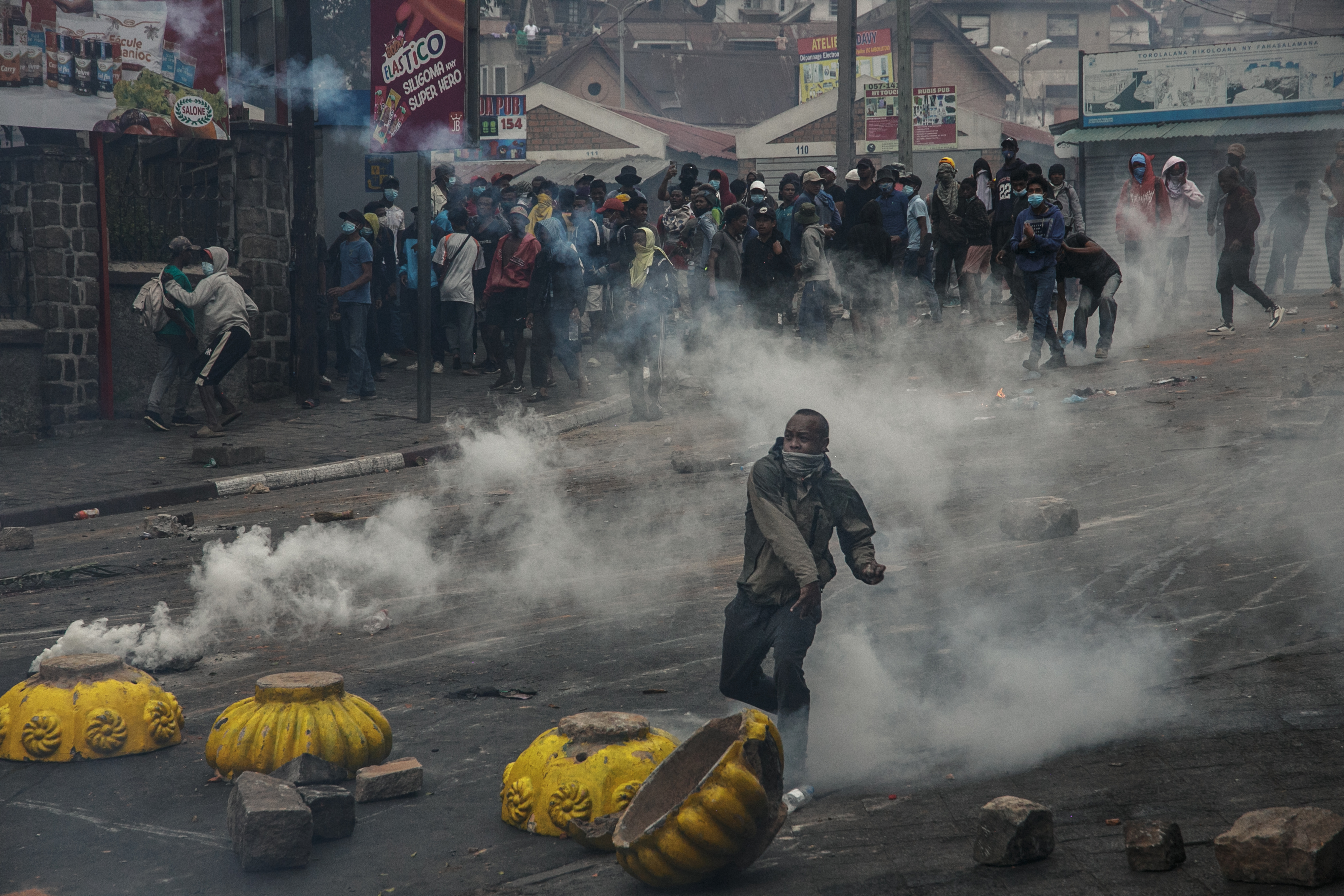 Madagascar protesters return to streets despite move to dissolve government