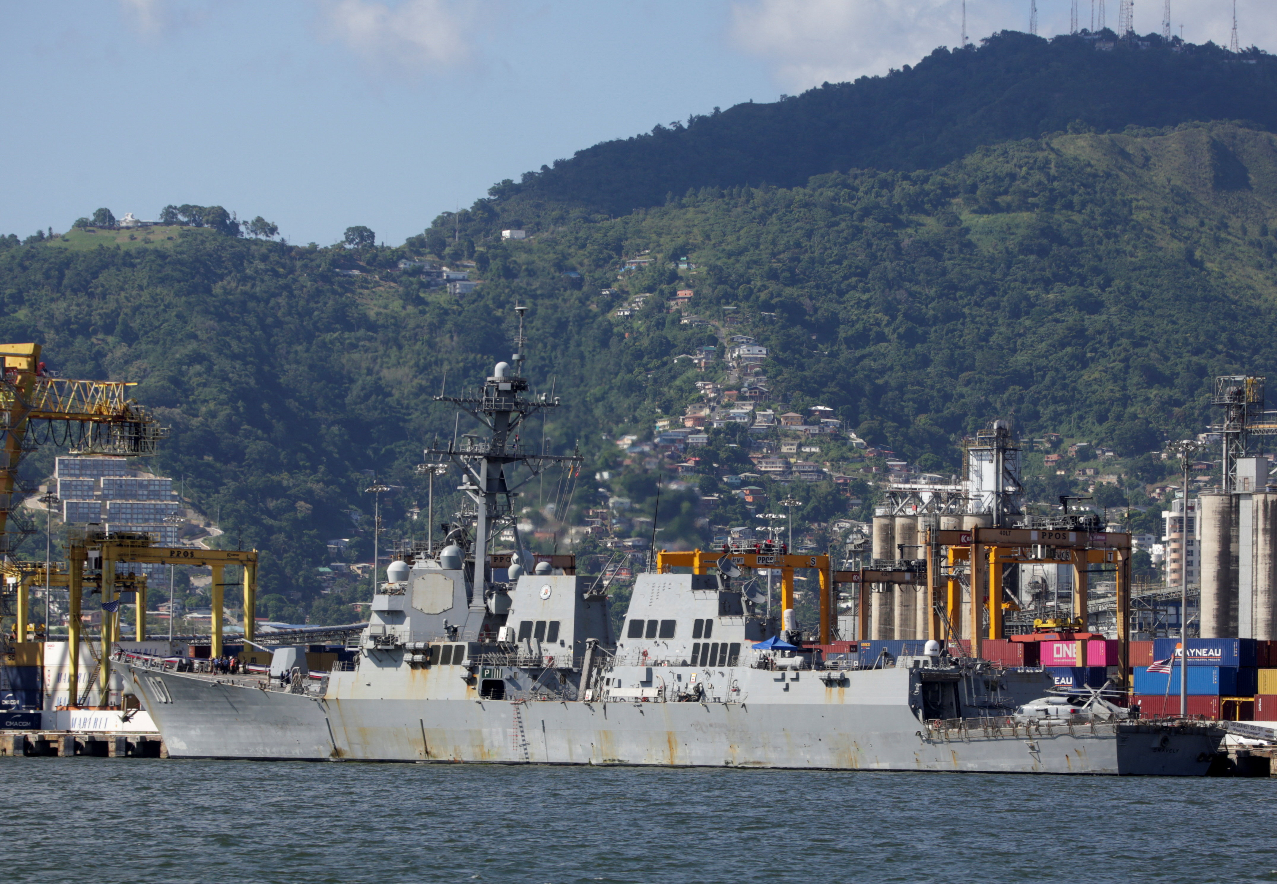 The U.S. Navy destroyer USS Gravely (DDG-107) is docked in Port of Spain for joint training with the Trinidad and Tobago Defence Force to strengthen regional security and military cooperation, in Port of Spain, Trinidad and Tobago October 27, 2025. REUTERS/Andrea de Silva