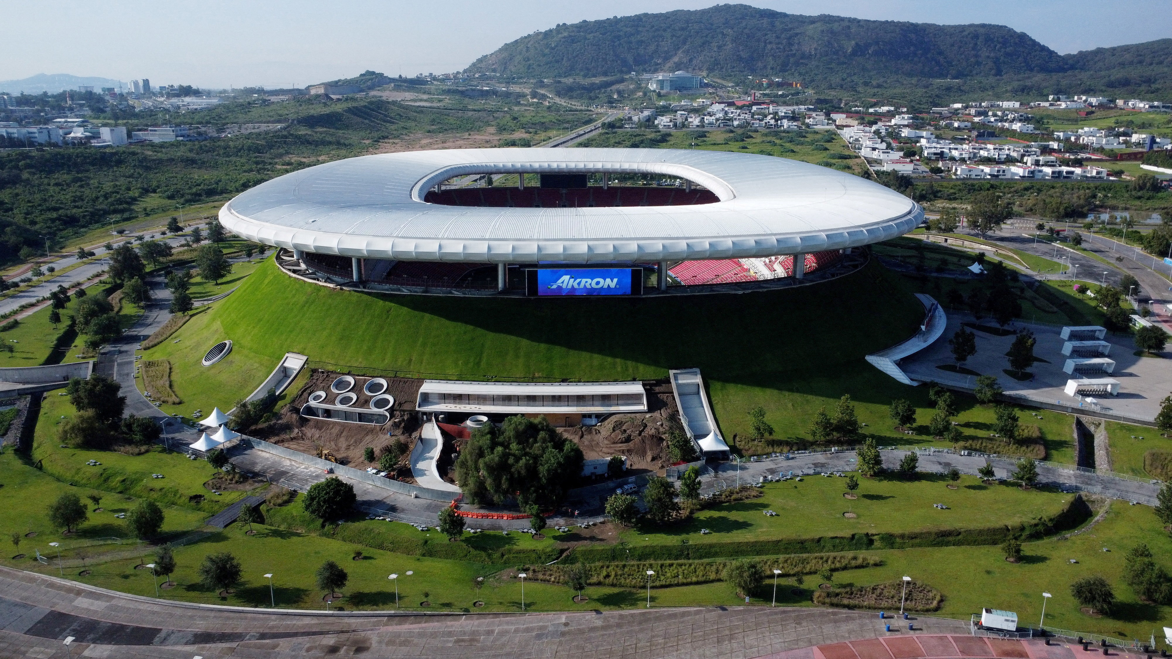 FILE PHOTO: Soccer Football - Akron Stadium in Guadalajara is one of Mexico's three venues for the 2026 World Cup - Guadalajara, Mexico - August 14, 2025 General aerial view of Akron Stadium will host four matches of the FIFA World Cup 2026 including Mexico's second group stage match. It was inaugurated in 2010 and has a capacity of 50,000 spectators. It has hosted Pan American Games events and a Copa Libertadores final. REUTERS/Daniel Becerril/File Photo