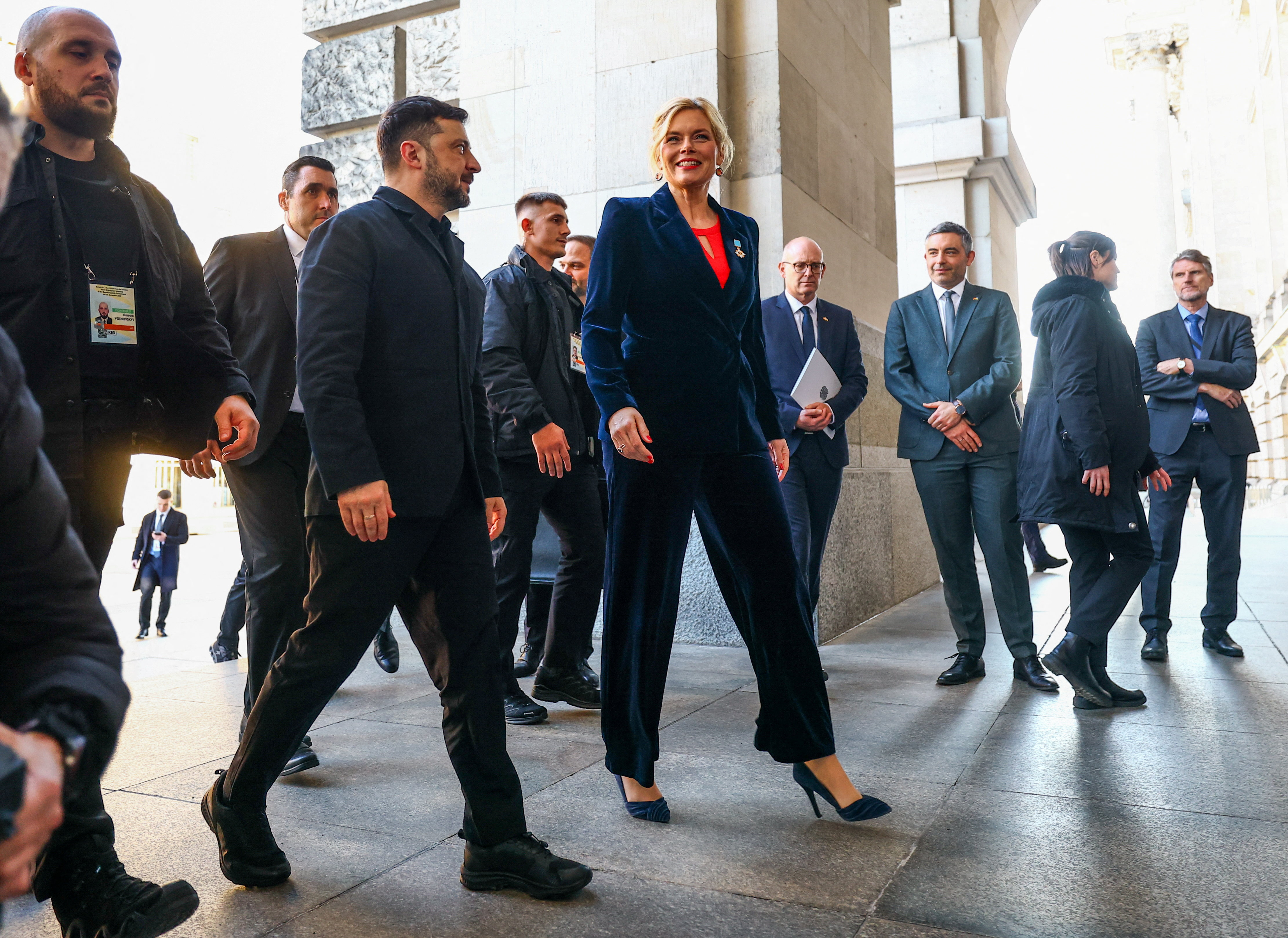 German Bundestag President Julia Kloeckner welcomes Ukraine's President Volodymyr Zelenskiy ahead of their talks in Berlin, Germany December 15, 2025. [Lisi Niesner/Pool via Reuters]