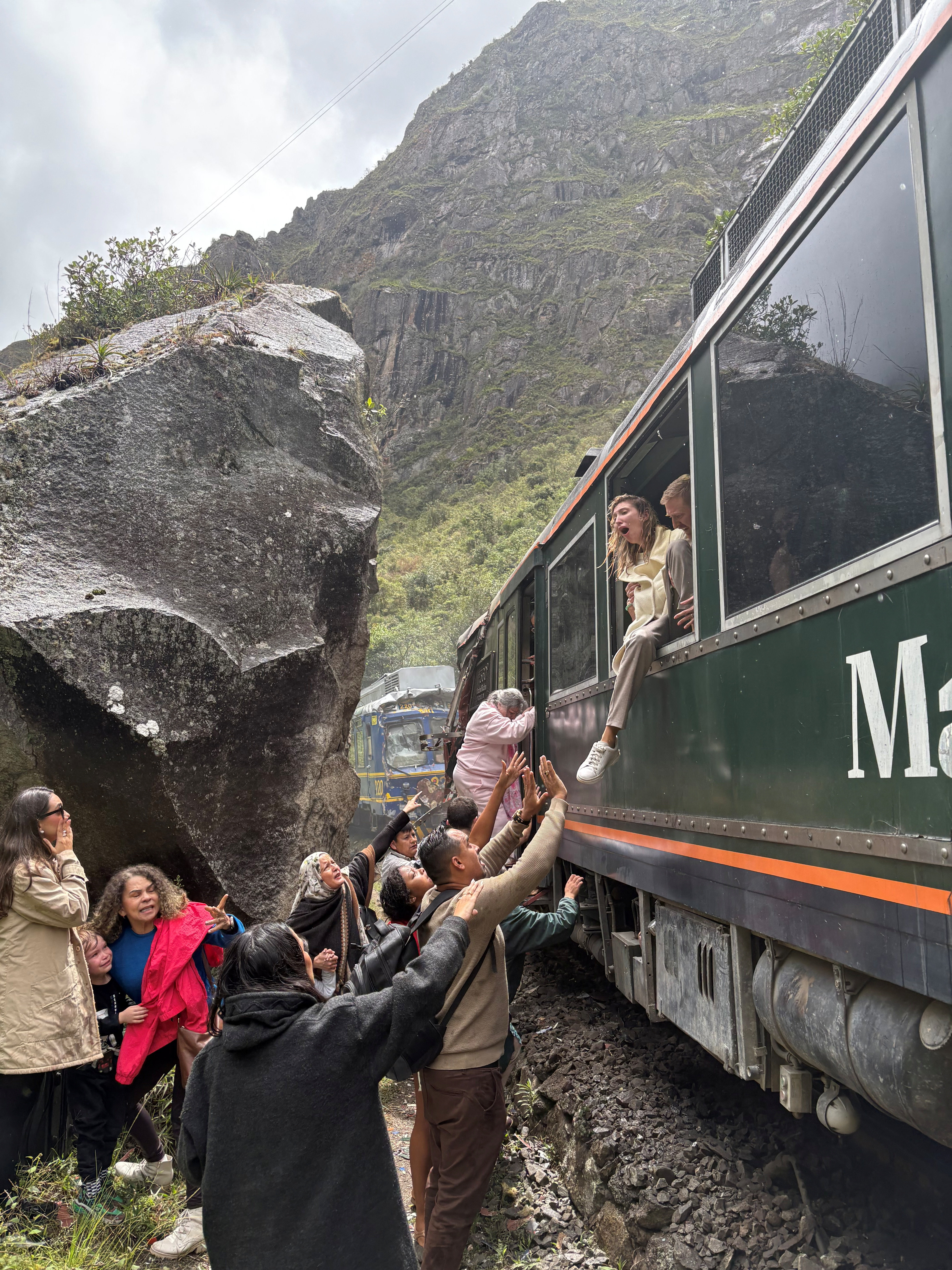 Peru train